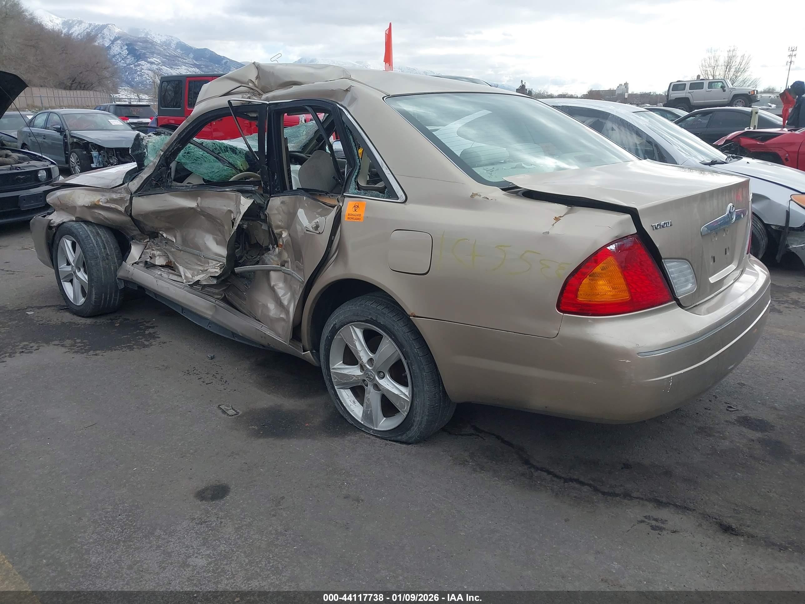 2002 Toyota Avalon VIN 4T1BF28B32U255533 IAAI salvage auction — Side, Dismantling Permit (Utah), sold $275 on 2026-07-09 (photo 3)