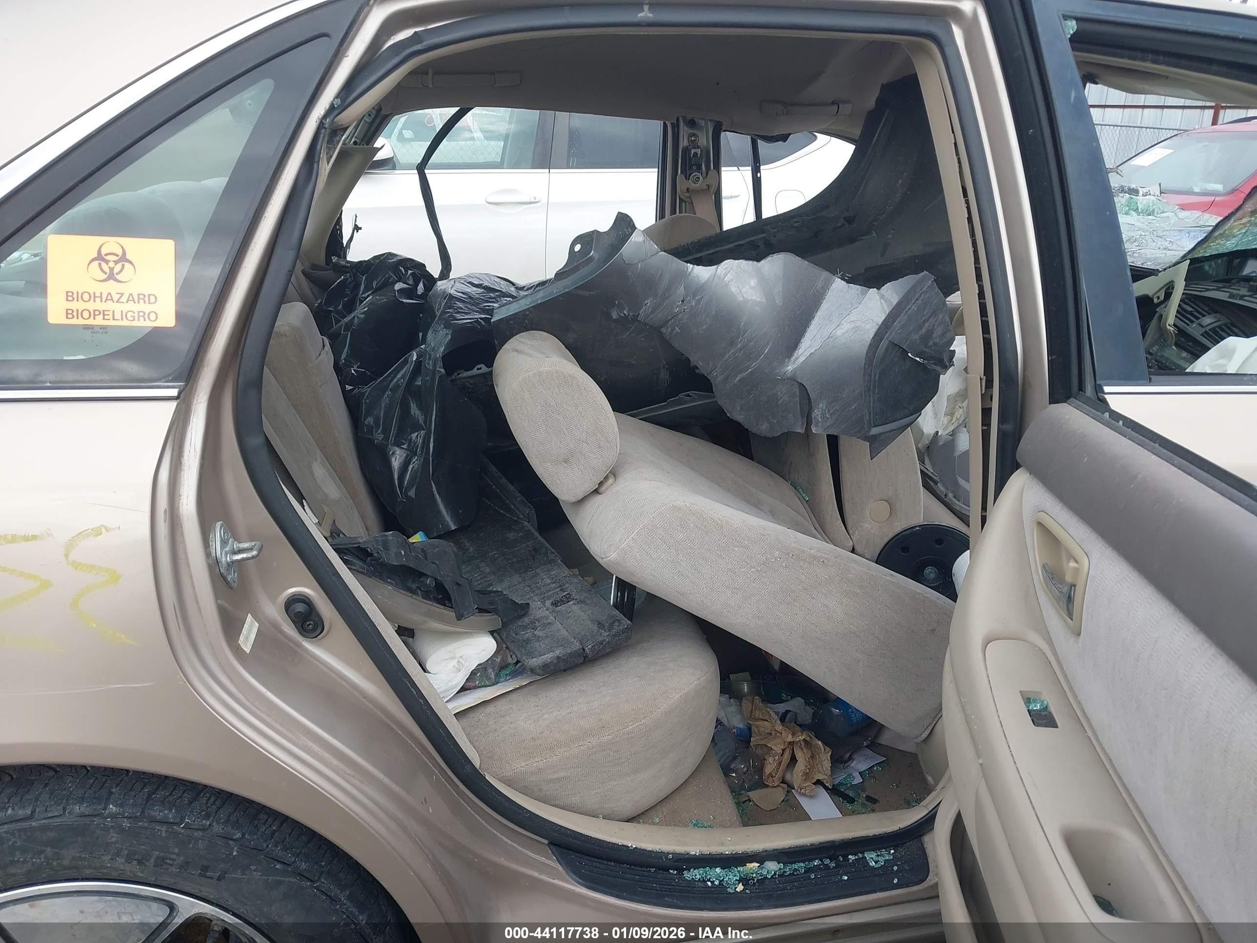 2002 Toyota Avalon VIN 4T1BF28B32U255533 IAAI salvage auction — Side, Dismantling Permit (Utah), sold $275 on 2026-07-09 (photo 8)