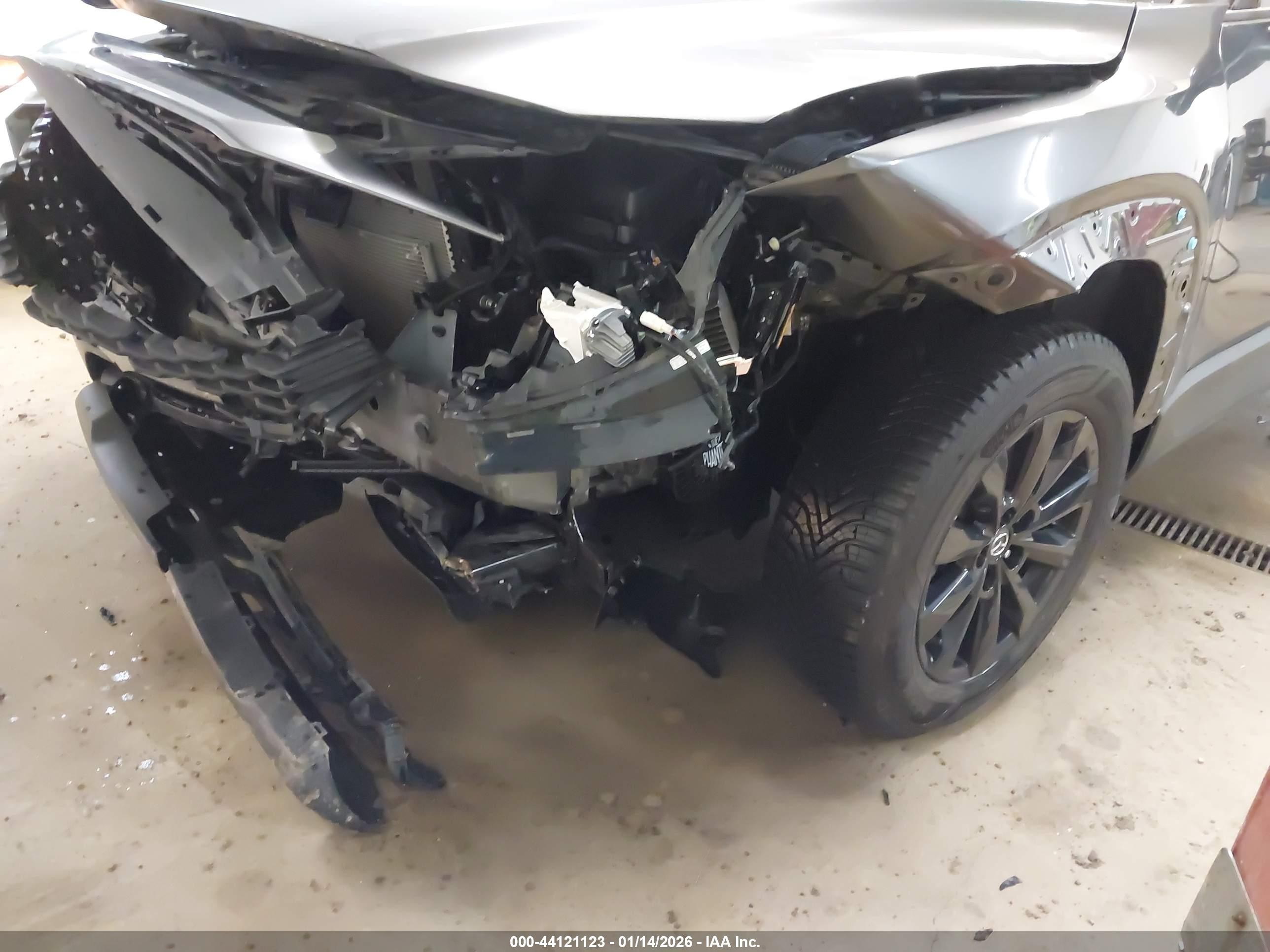 2023 Mazda CX-50 VIN 7MMVABAM6PN109091 IAAI salvage auction — Front End, Salvage (Ohio), sold $5,300 on 2026-09-13 (photo 6)