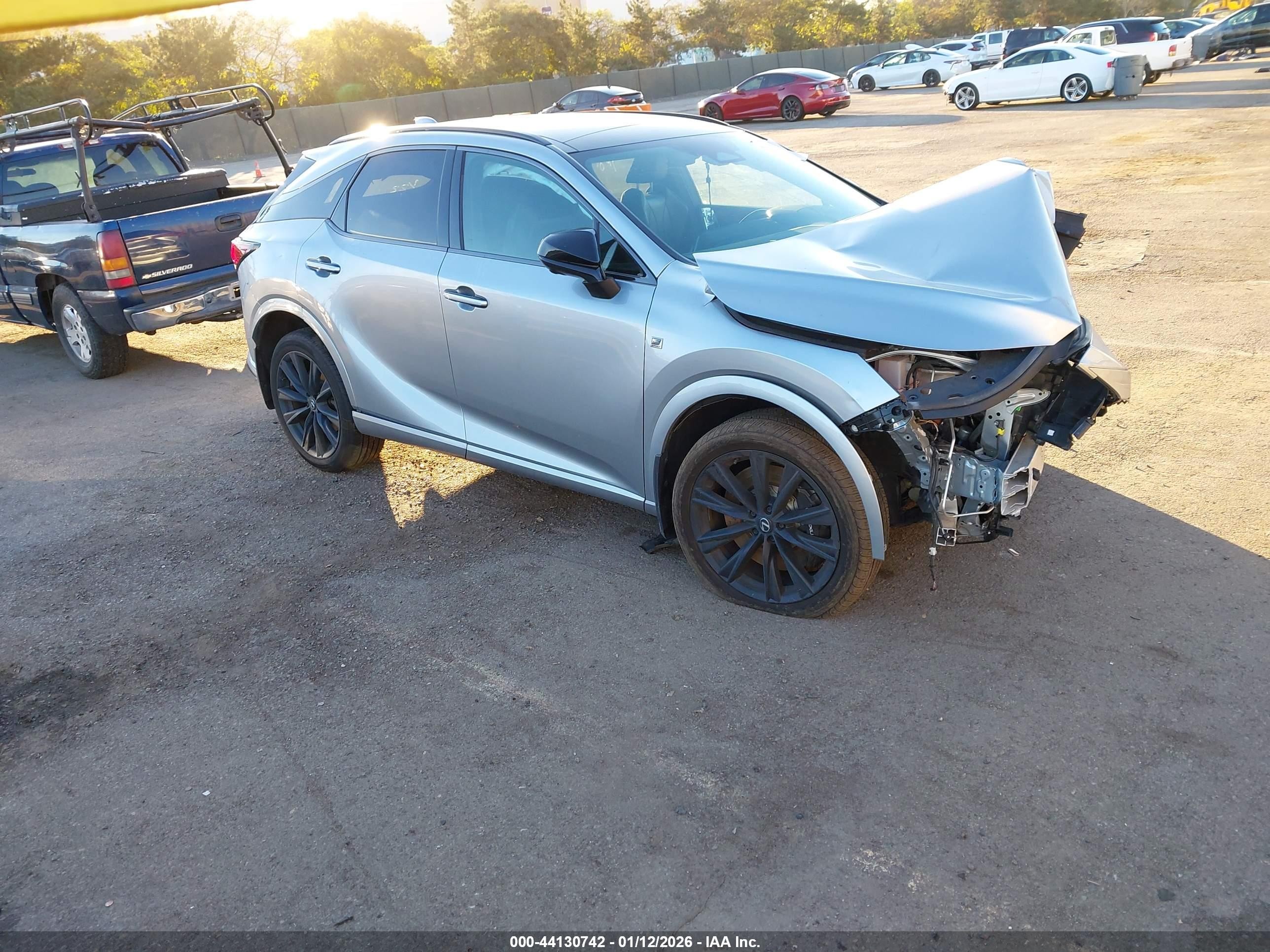 2024 Lexus RX 500h VIN 2T2BCMEA6RC019286 — IAAI salvage auction photo