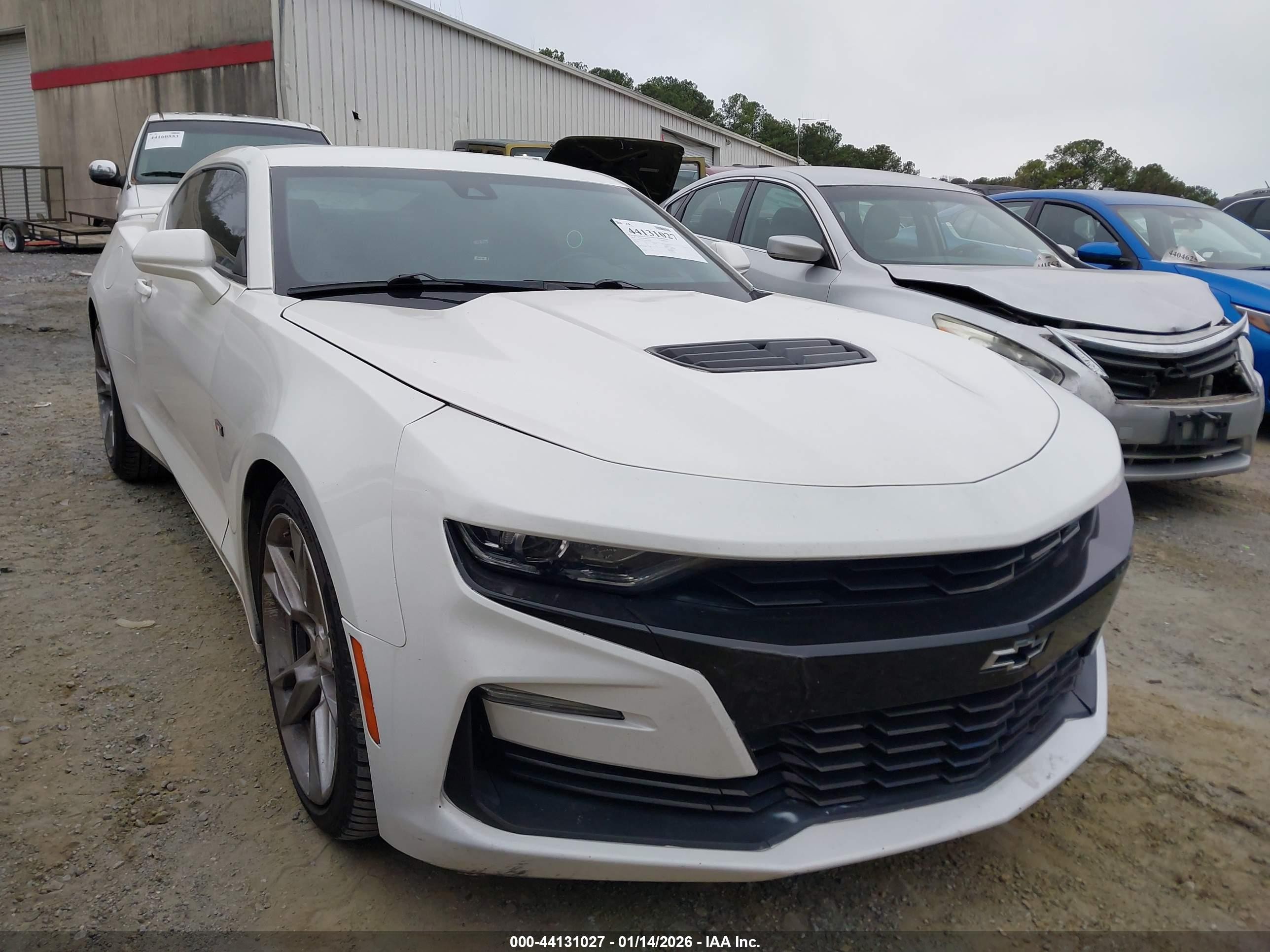2019 Chevrolet Camaro VIN 1G1FH1R73K0107466 — IAAI salvage auction photo