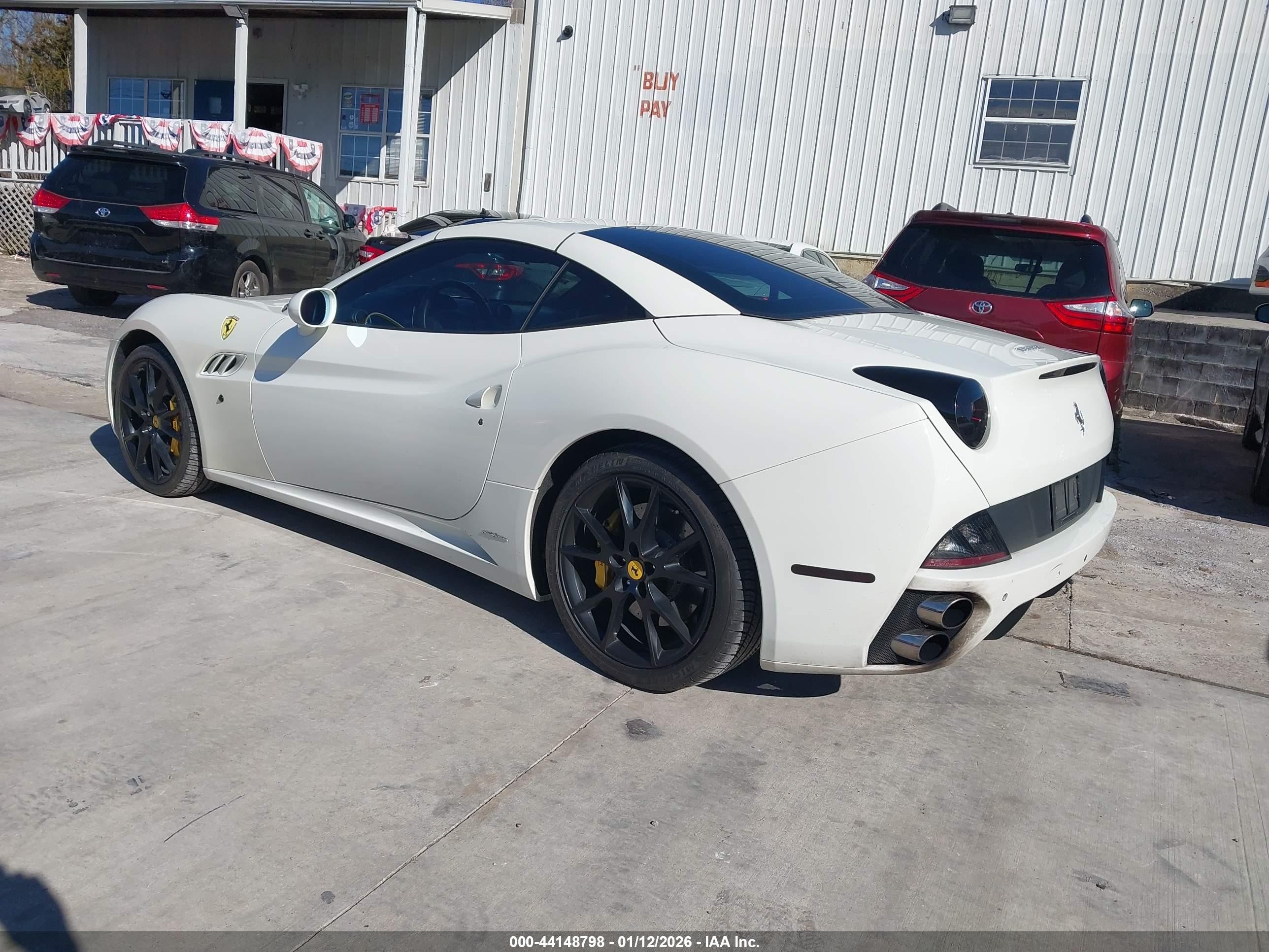 2013 Ferrari California VIN ZFF65TJA1D0190645 IAAI salvage auction — Water/Flood, Salvage (Tennessee), sold $40,500 on 2026-02-23 (photo 3)