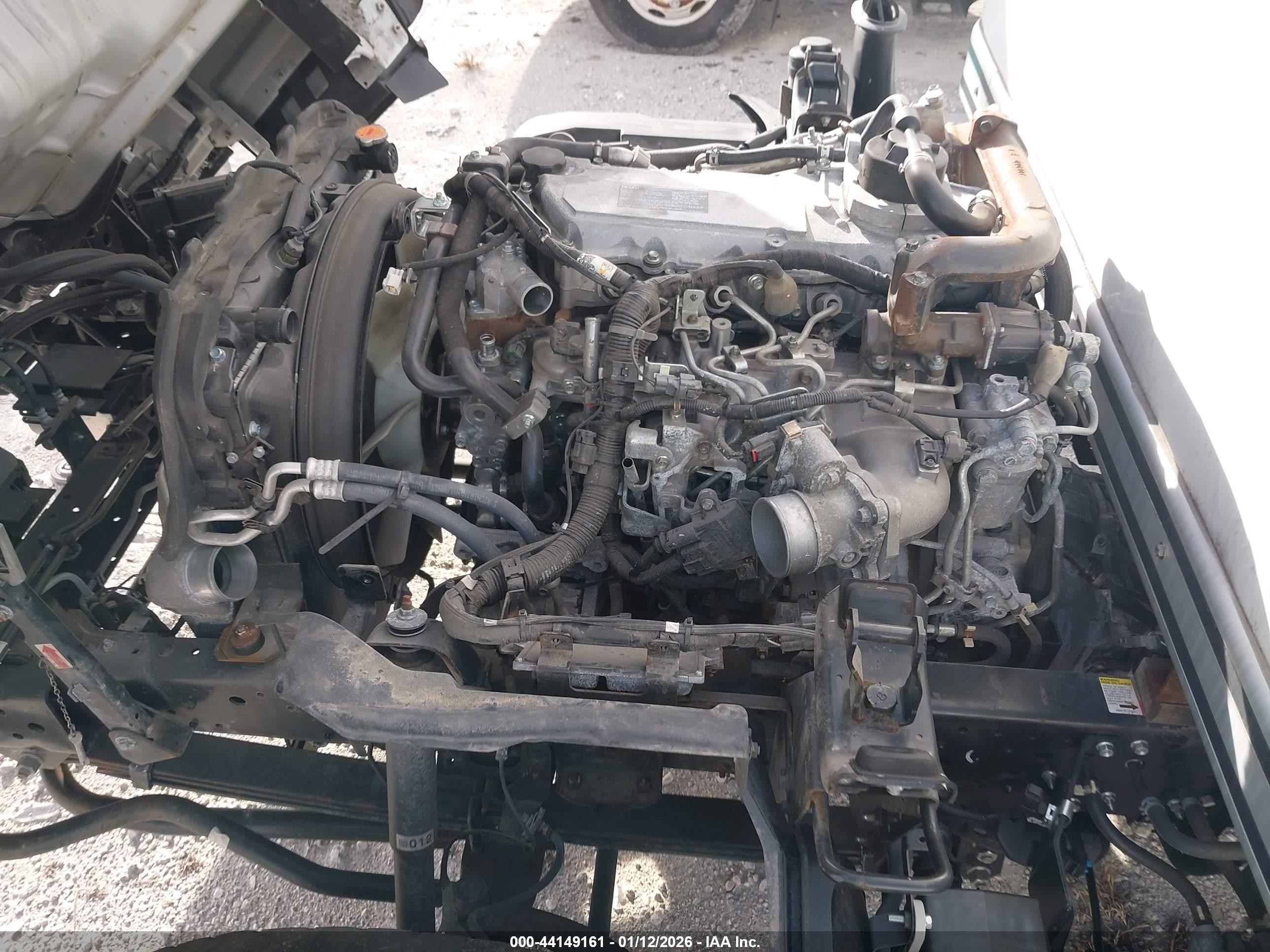 2023 Isuzu NPR VIN JALC4W164P7K03528 IAAI salvage auction — Engine Damage, Clear (Maryland), sold $6,500 on 2026-02-25 (photo 9)