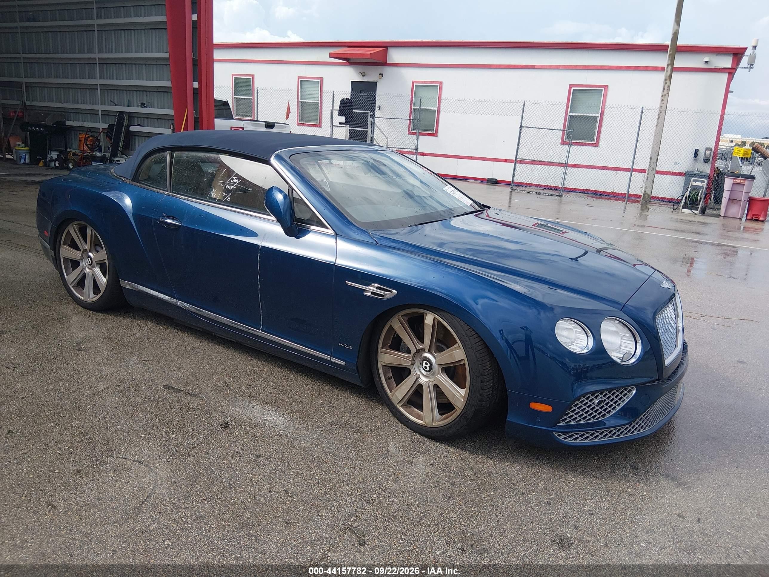 2016 Bentley Continental VIN SCBGU3ZA3GC052654 — IAAI salvage auction photo
