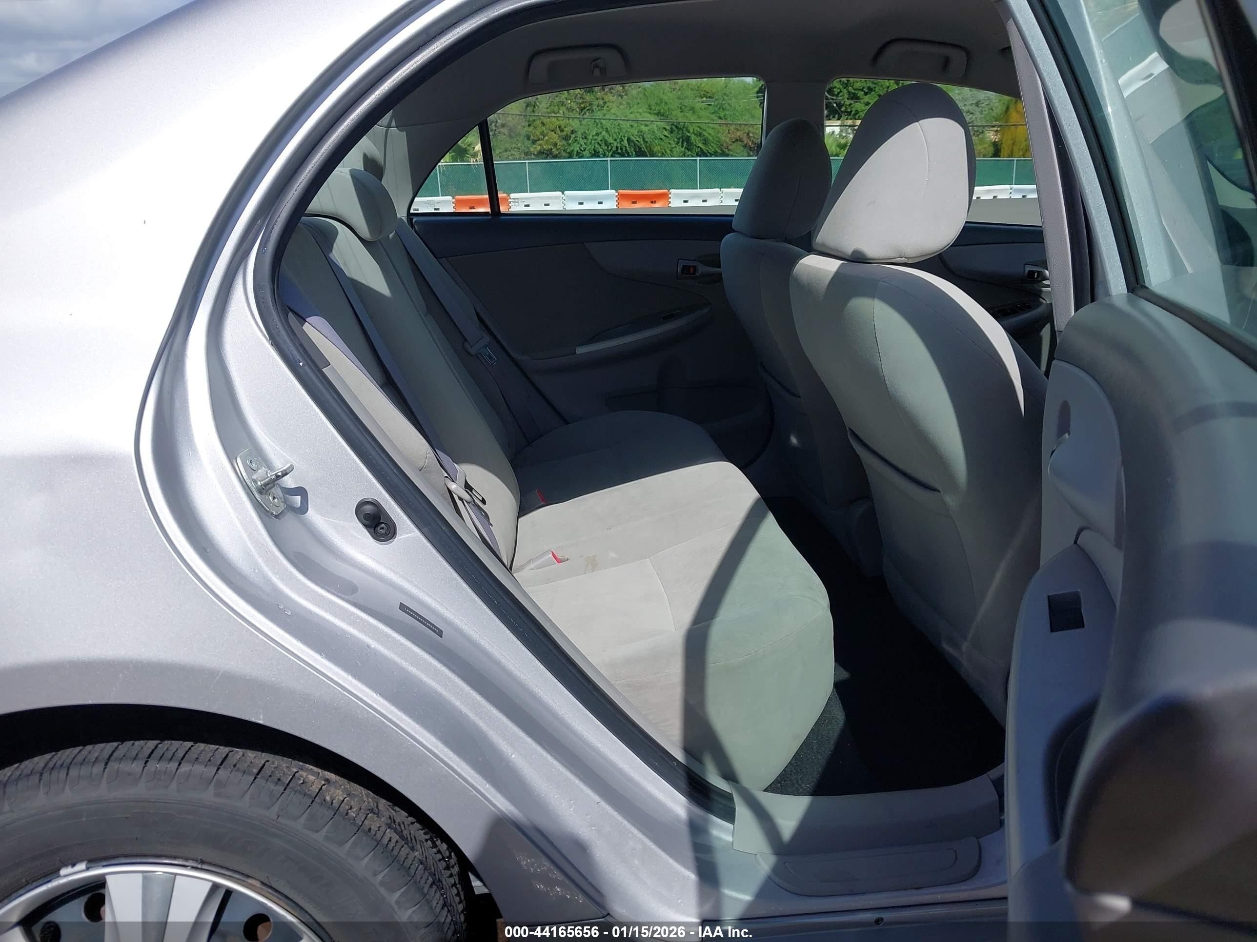 2010 Toyota Corolla VIN 1NXBU4EE5AZ302592 IAAI salvage auction — Unknown, Salvage (Hawaii), sold $600 on 2026-04-28 (photo 8)