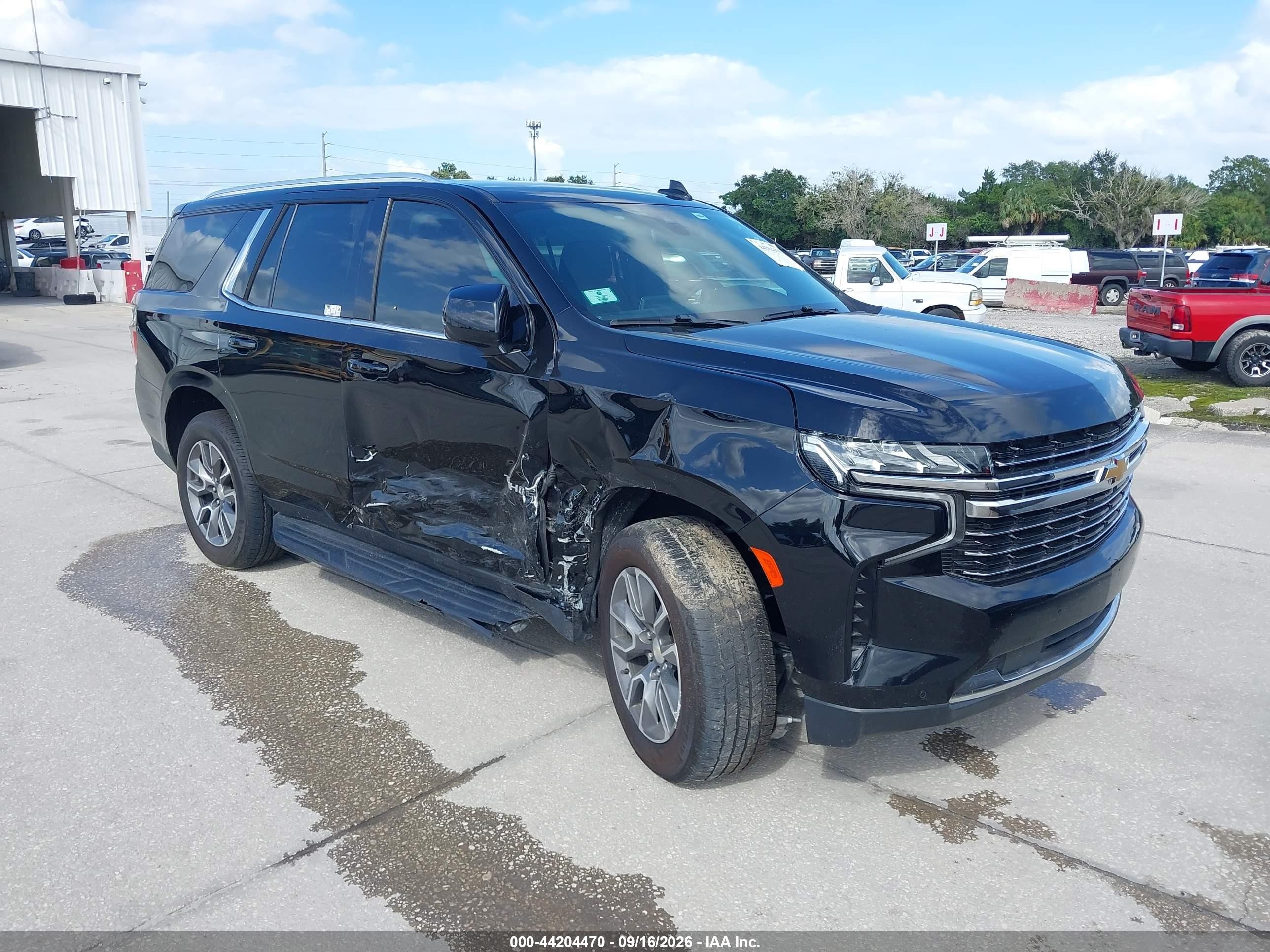 2022 Chevrolet Tahoe VIN 1GNSCNKT6NR310409 — IAAI salvage auction photo