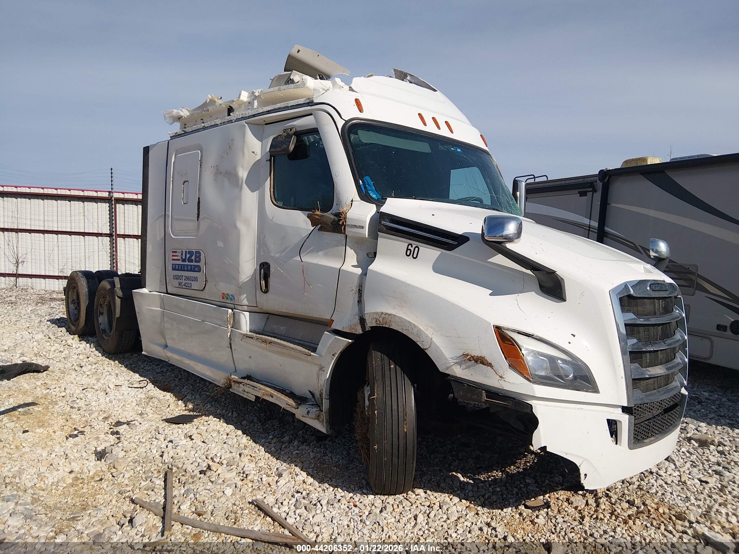 2022 Freightliner New Cascadia 126 VIN 3AKJHHDR3NSNC6187 — IAAI salvage auction photo