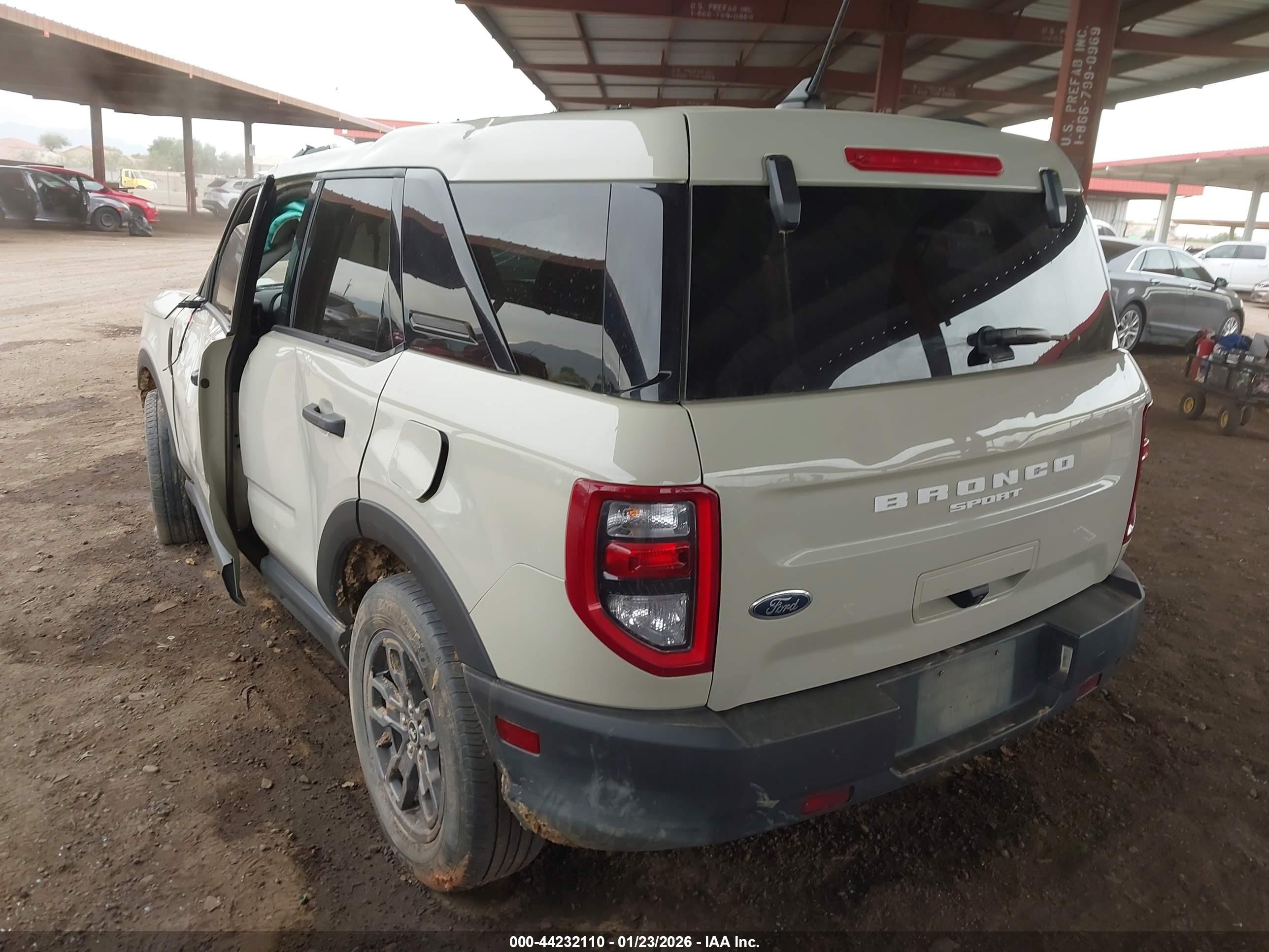 2024 Ford Bronco Sport VIN 3FMCR9B63RRE82657 IAAI salvage auction — Rollover, Salvage (Arizona), sold $3,500 on 2026-07-07 (photo 3)
