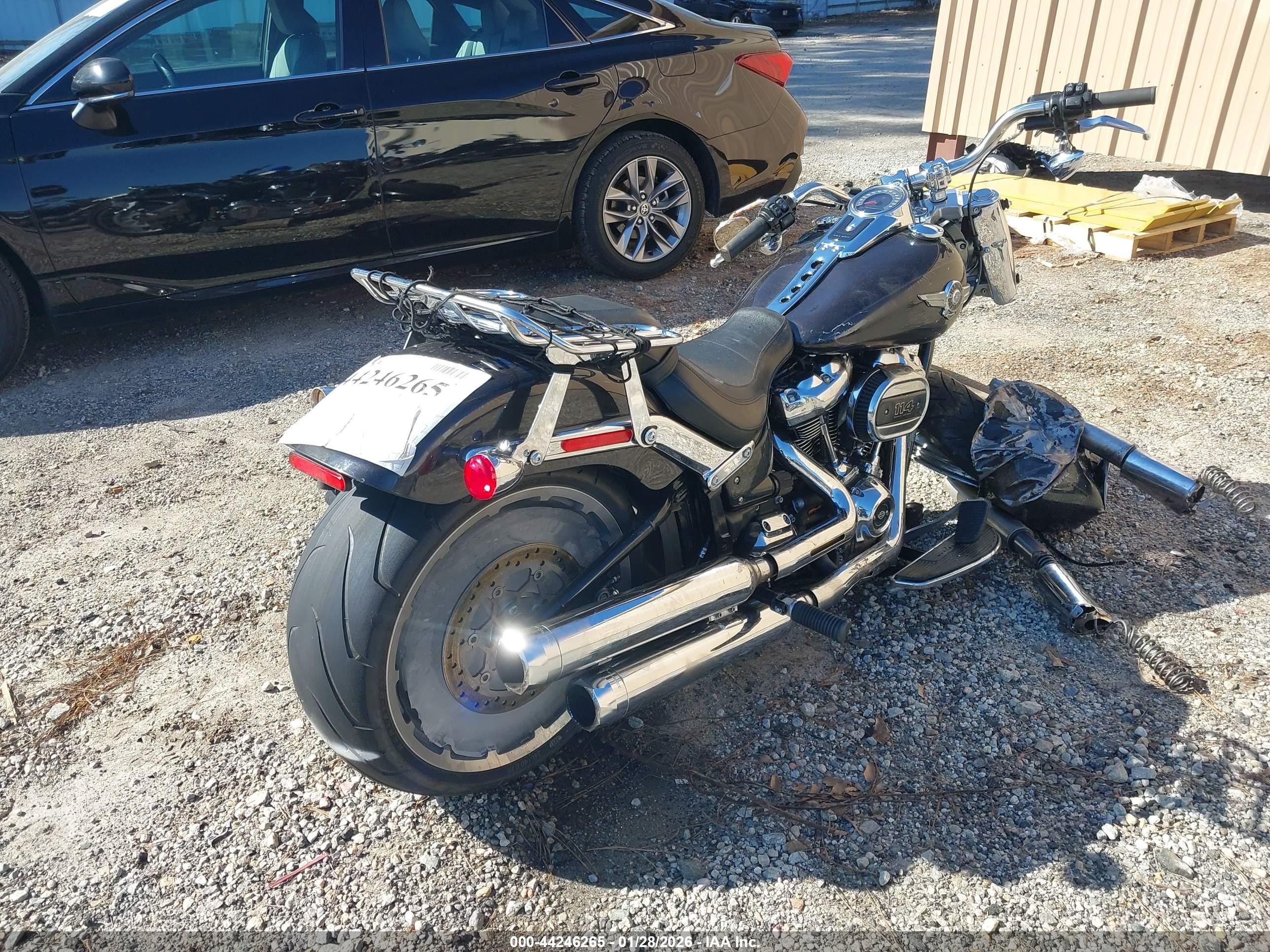 2021 Harley-davidson Fat boy VIN 1HD1YGK19MB067443 IAAI salvage auction — All Over, Salvage (Idaho), sold $4,550 on 2026-08-30 (photo 4)