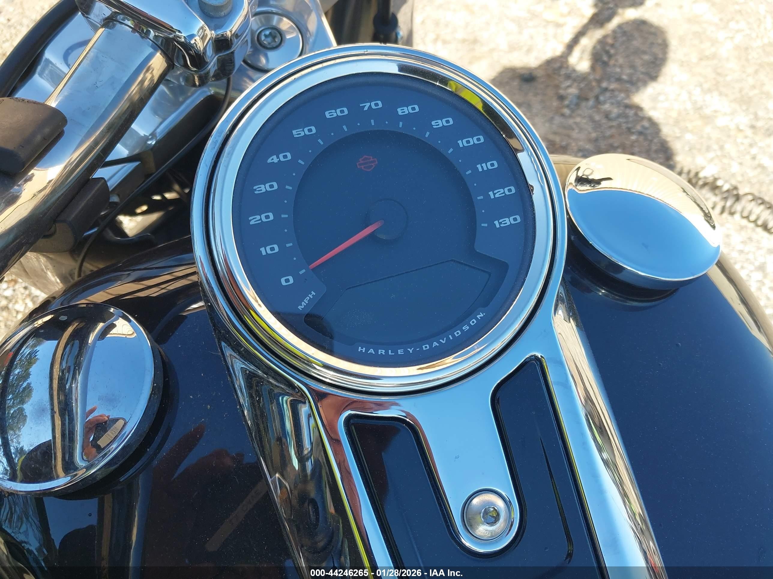 2021 Harley-davidson Fat boy VIN 1HD1YGK19MB067443 IAAI salvage auction — All Over, Salvage (Idaho), sold $4,550 on 2026-08-30 (photo 7)