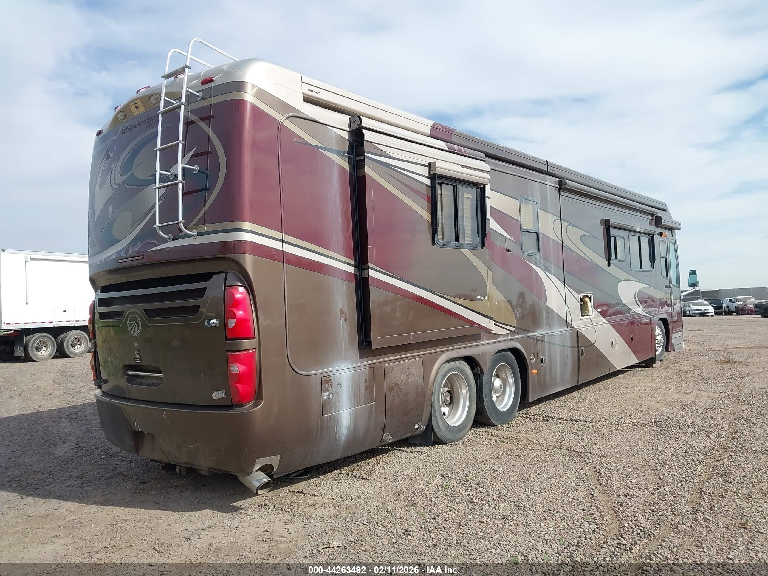 2008 Roadmaster rail All other VIN 1RF17571981047618 IAAI salvage auction — Theft, Salvage (Arizona), sold $9,750 on 2026-04-14 (photo 4)