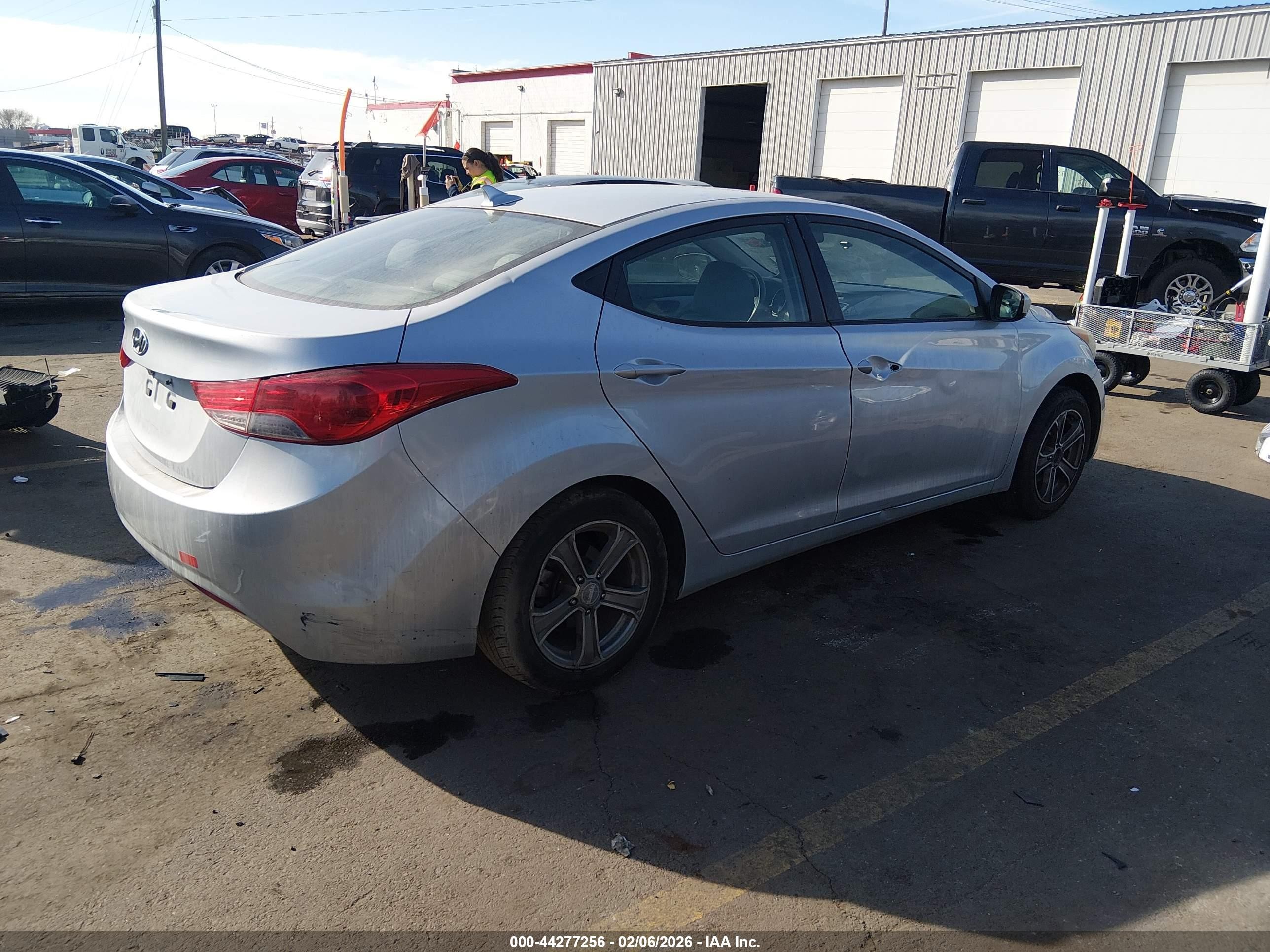 2012 Hyundai Elantra VIN 5NPDH4AE2CH080968 IAAI salvage auction — Rear End, Salvage (Utah), sold $300 on 2026-07-09 (photo 4)