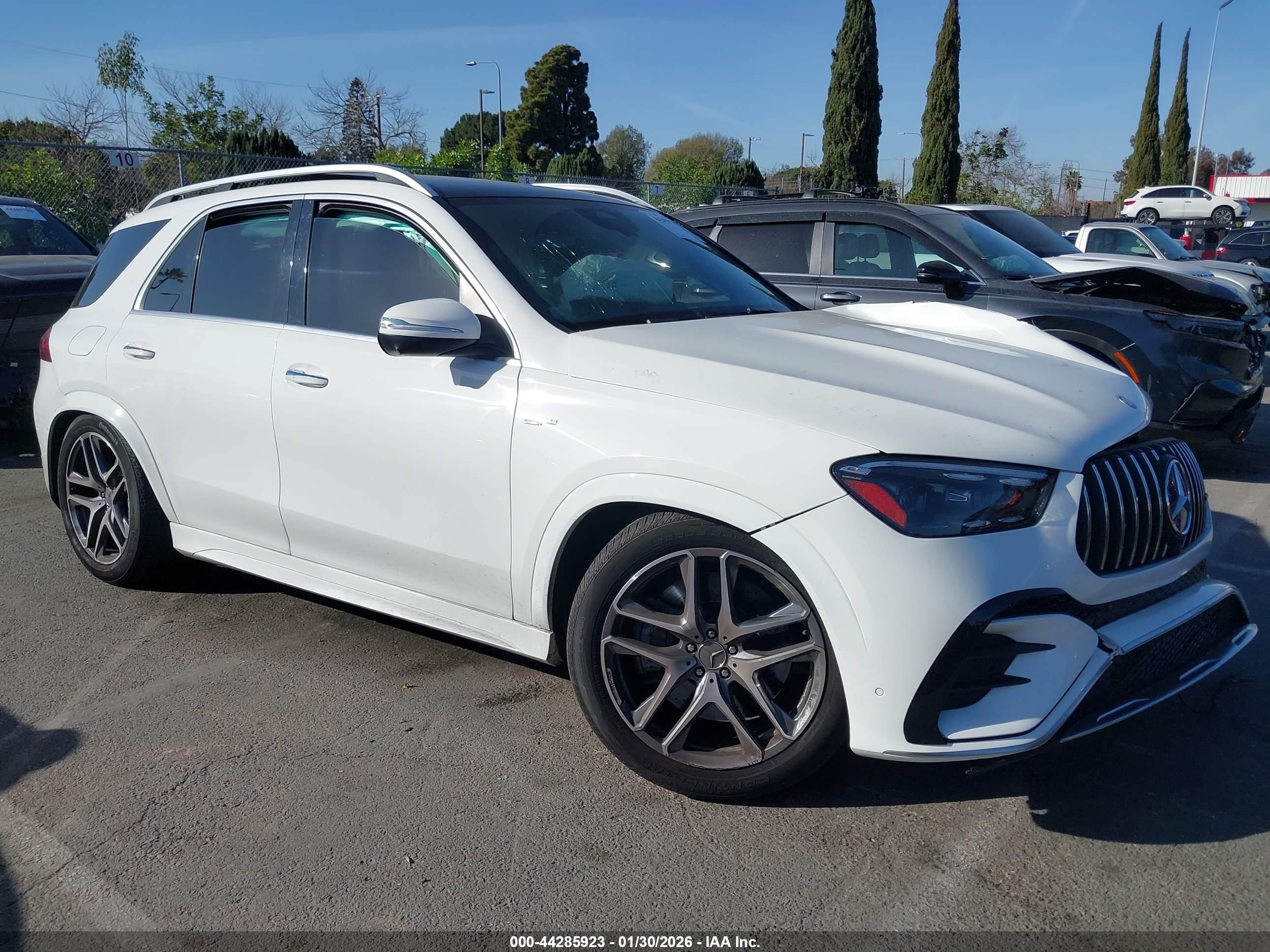 2024 Mercedes-Benz GLE-Class VIN 4JGFB6BB3RB007852 IAAI salvage auction — Unknown, Salvage (California), sold $25,500 on 2026-07-08 (photo 1)