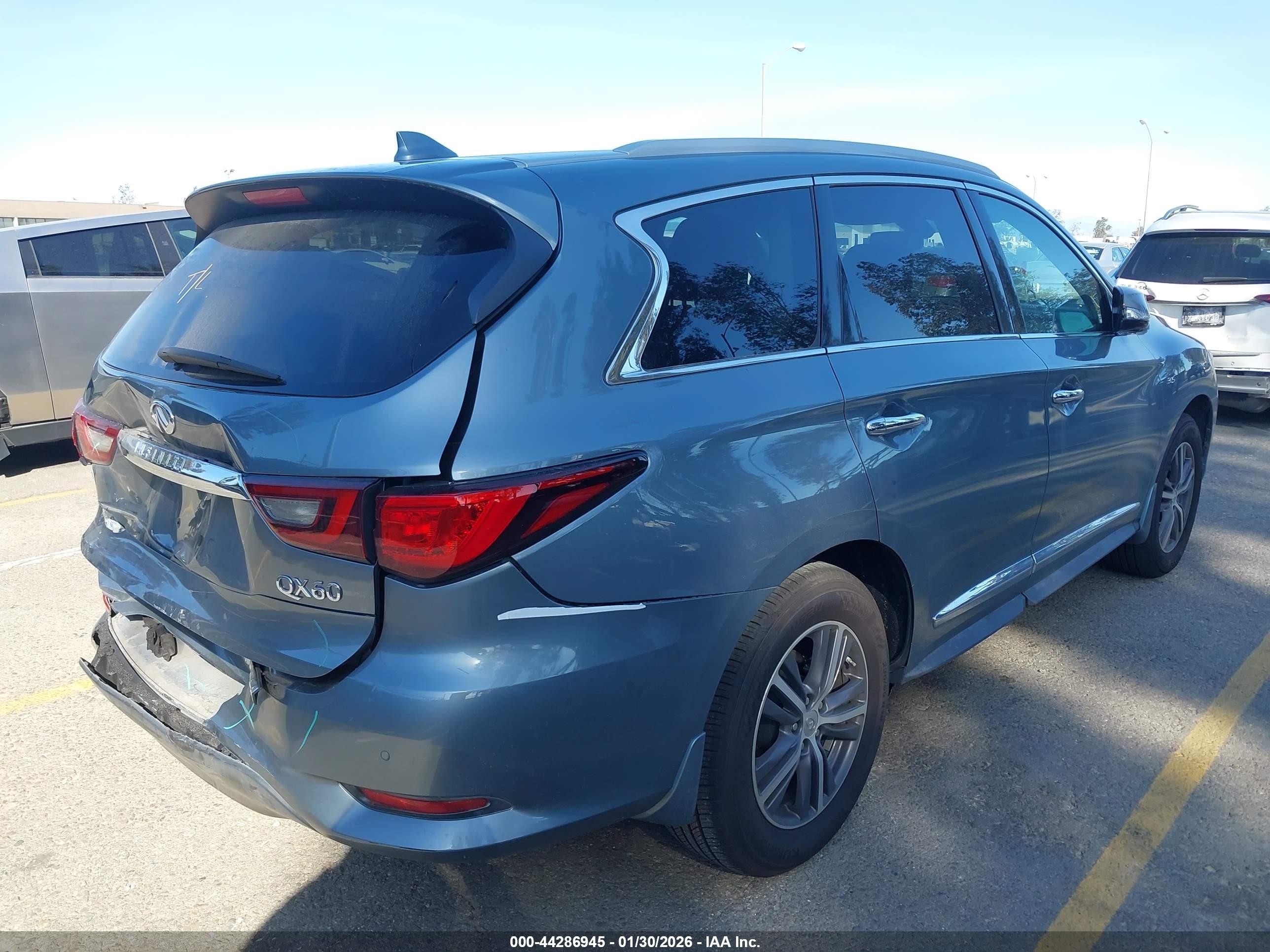2018 Infiniti QX60 VIN 5N1DL0MN3JC527766 IAAI salvage auction — Rear End, Salvage (California), sold $6,575 on 2026-07-07 (photo 4)