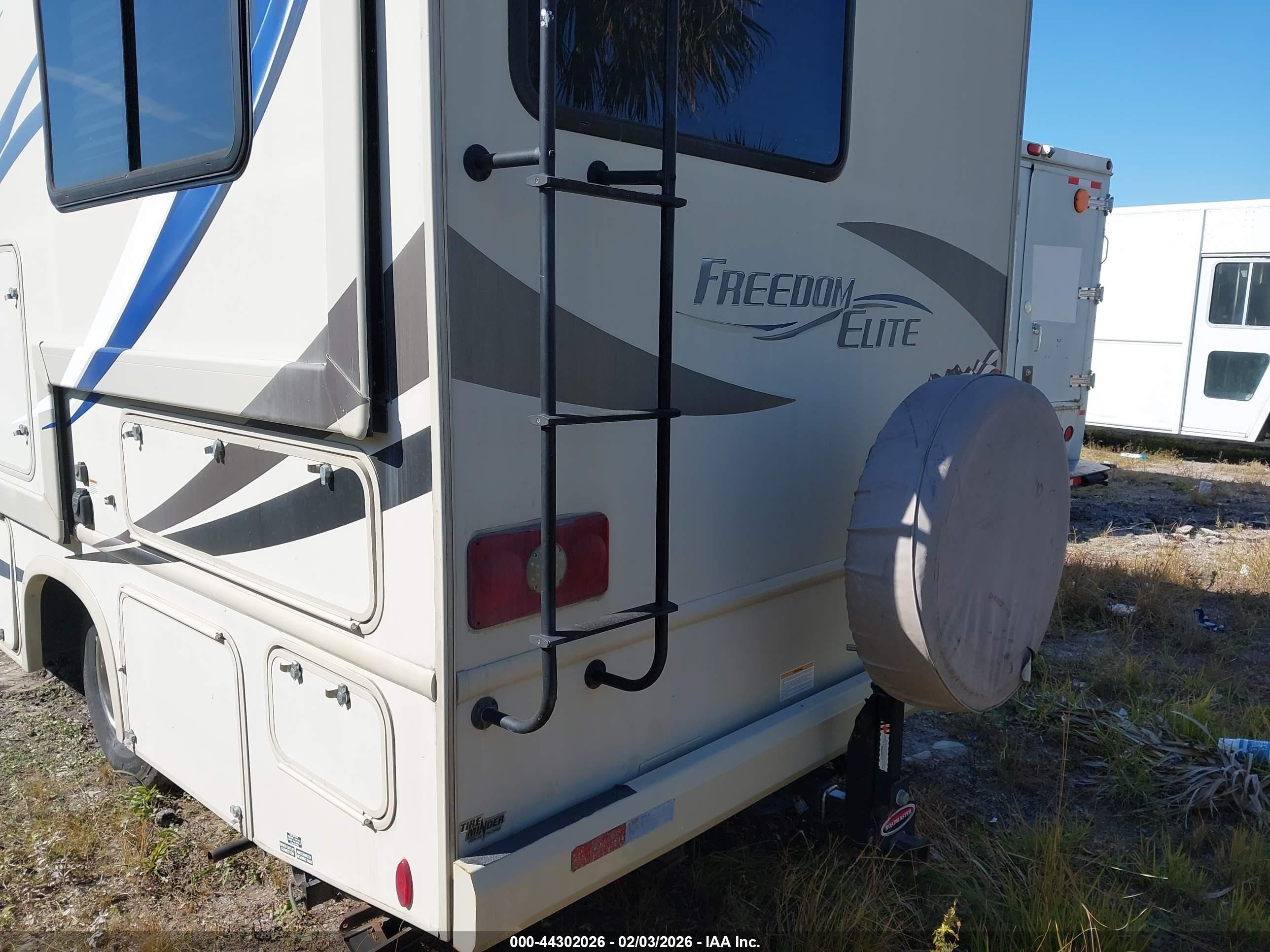 2017 Mercedes-benz Sprinter VIN WDAPF4CC2H9734482 IAAI salvage auction — Electrical, Rebuildable (Florida), sold $25,450 on 2026-05-04 (photo 8)