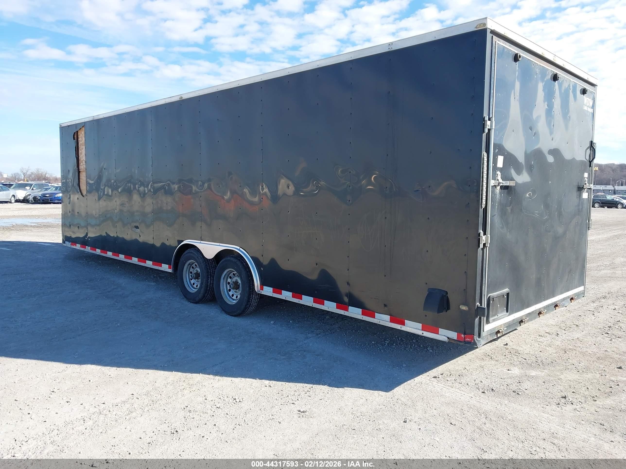 2018 Cargo Wow cargo 24 VIN 1W9BE2820JC598055 IAAI salvage auction — Side, Salvage (Missouri), sold $5,000 on 2026-04-07 (photo 3)