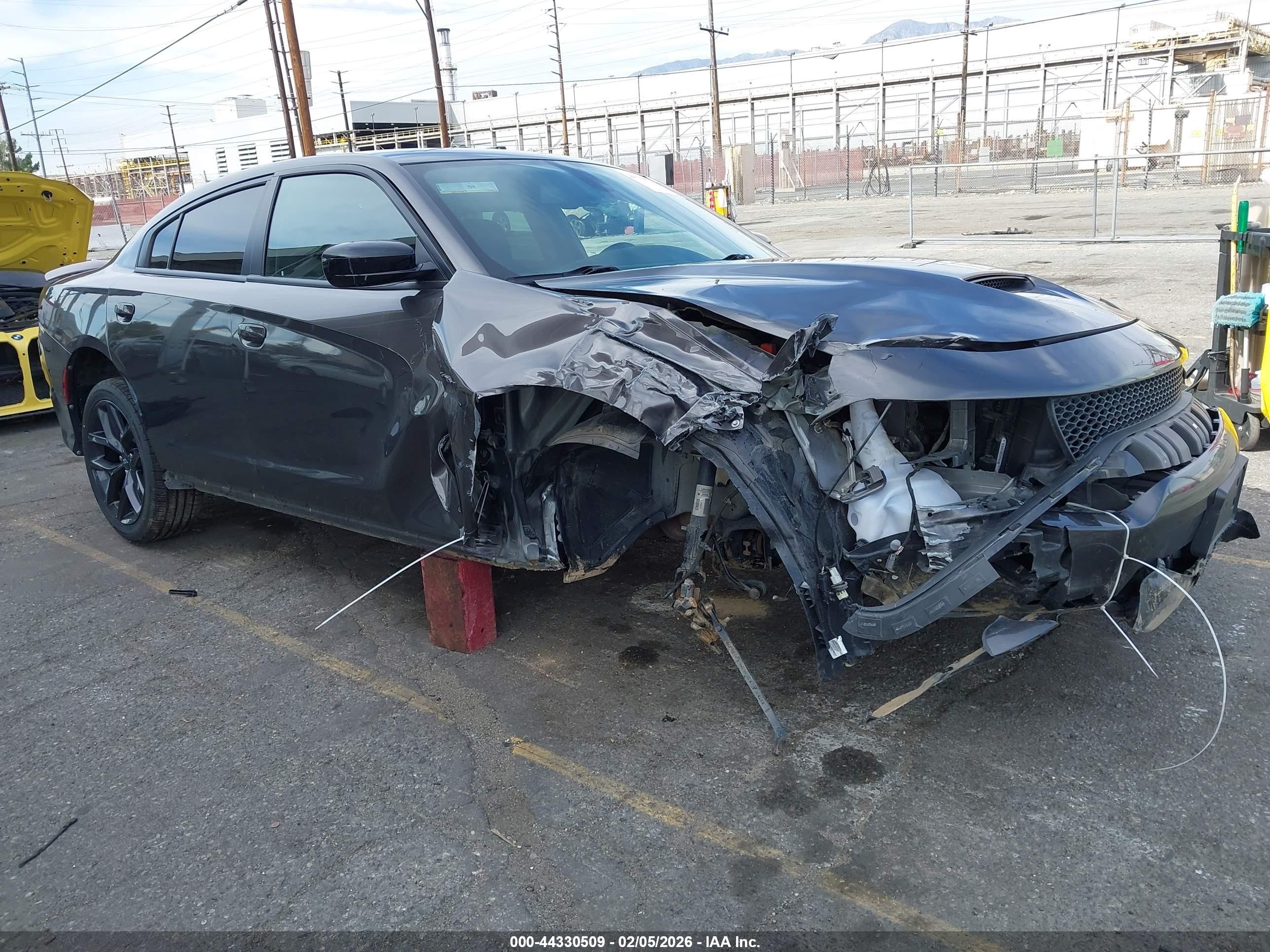 2022 Dodge Charger VIN 2C3CDXCT6NH186599 IAAI salvage auction — Front End, Salvage (California), sold $10,400 on 2026-07-05 (photo 1)