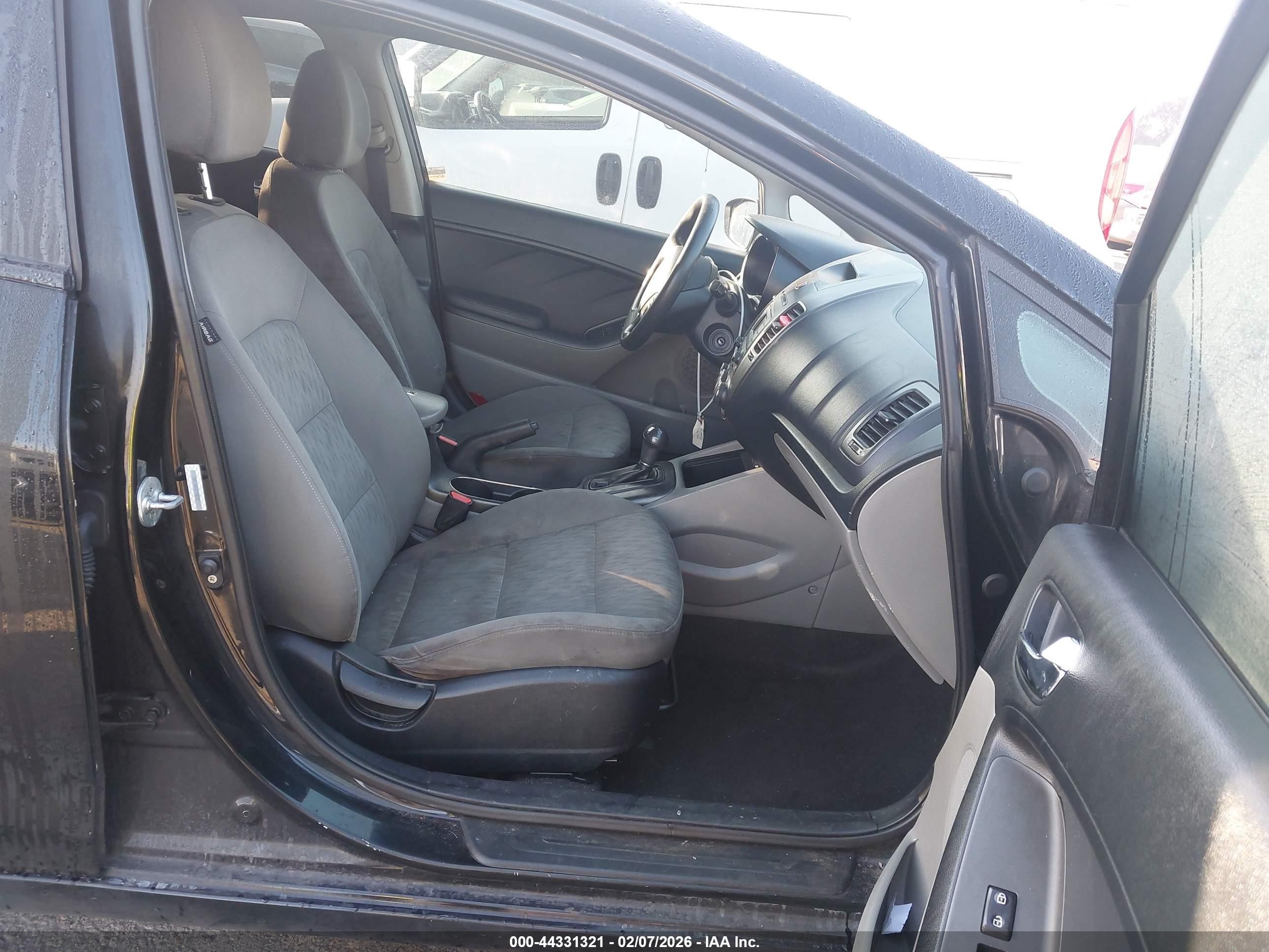 2014 Kia Forte VIN KNAFK4A62E5190292 IAAI salvage auction — Front End, Salvage (California), sold $1,225 on 2026-07-09 (photo 5)