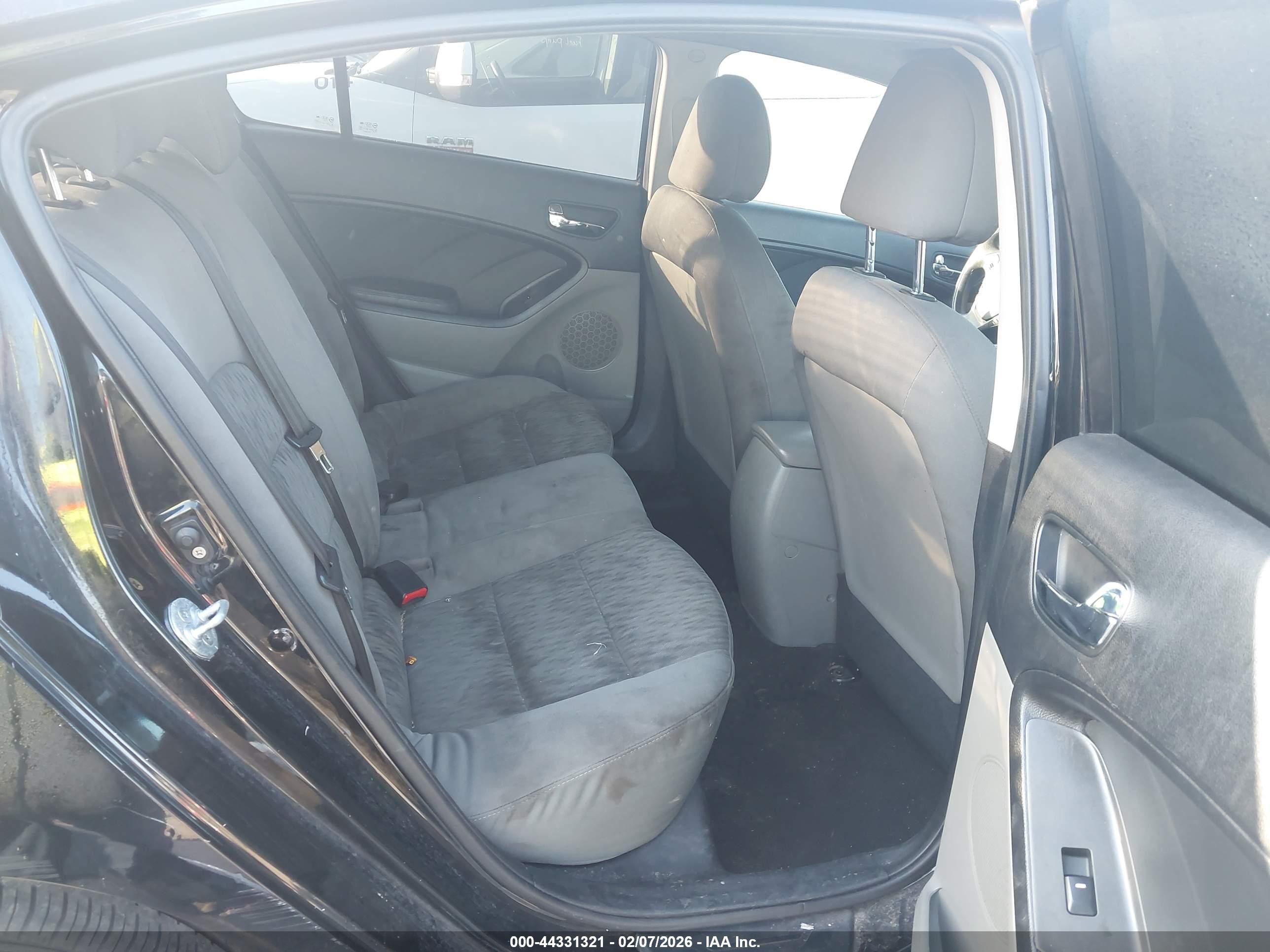 2014 Kia Forte VIN KNAFK4A62E5190292 IAAI salvage auction — Front End, Salvage (California), sold $1,225 on 2026-07-09 (photo 8)