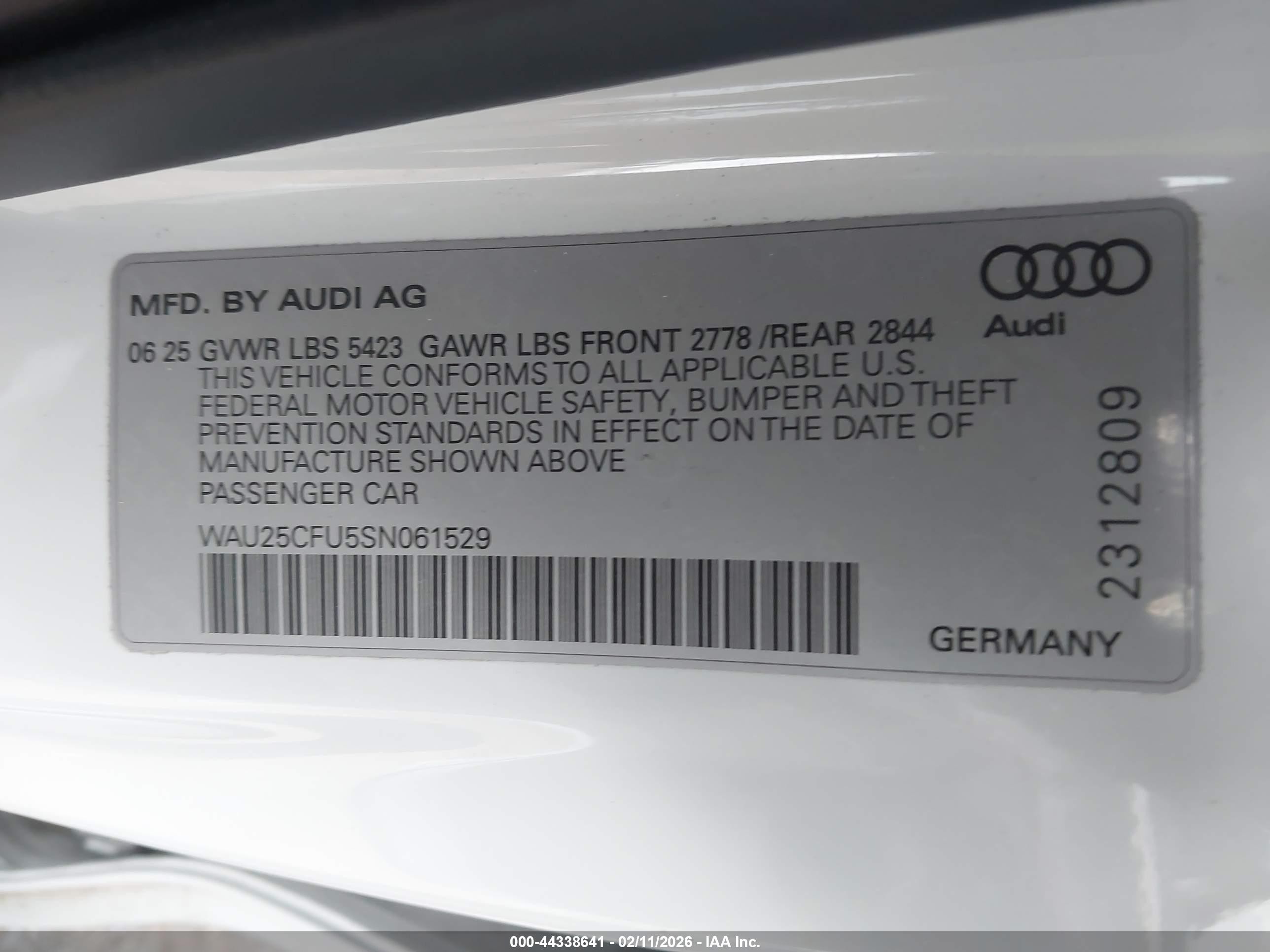 2025 Audi S5 VIN WAU25CFU5SN061529 IAAI salvage auction — Side, Salvage (New Jersey), sold $22,850 on 2026-08-03 (photo 9)