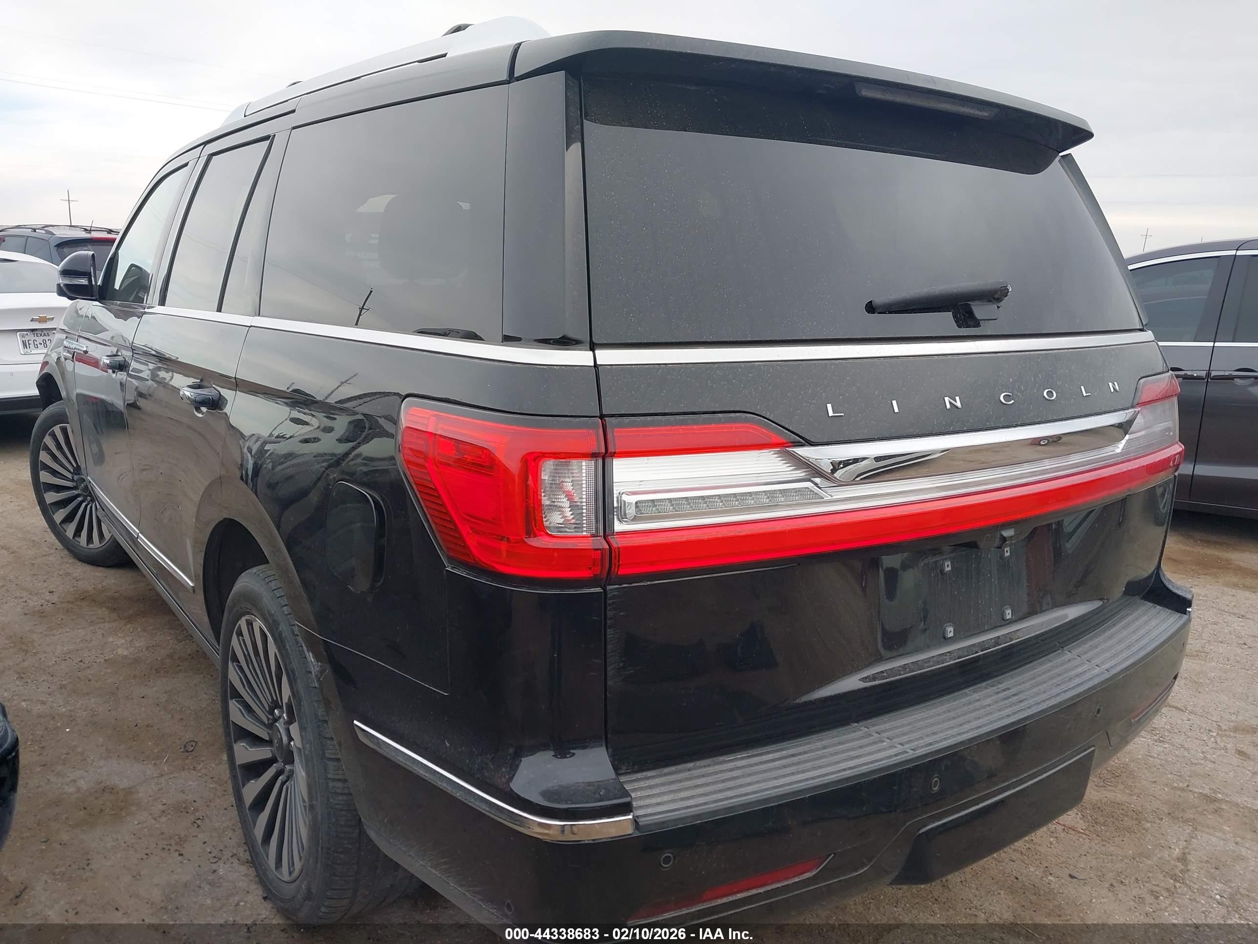 2019 Lincoln Navigator VIN 5LMJJ2LTXKEL10366 IAAI salvage auction — Unknown, Original (Texas), sold $16,700 on 2026-05-12 (photo 3)