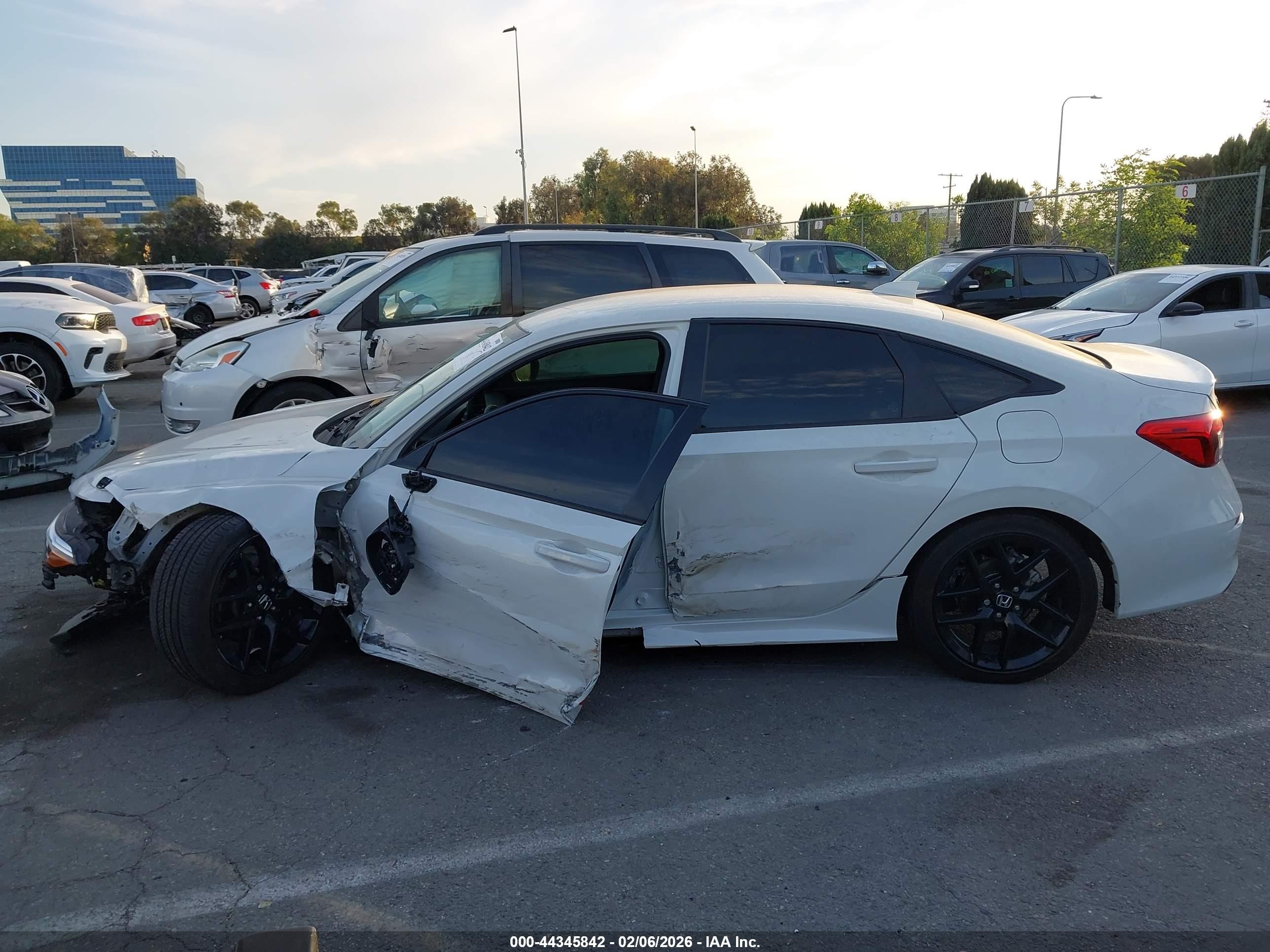 2024 Honda Civic VIN 2HGFE2F53RH595673 IAAI salvage auction — Front End, Salvage (California), sold $3,450 on 2026-07-09 (photo 6)