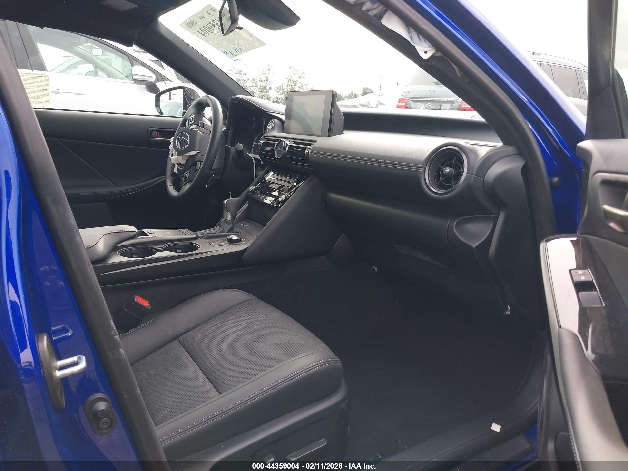 2025 Lexus Is 300 VIN JTHBA1D25S5135731 IAAI salvage auction — Front End, Salvage (California), sold $13,200 on 2026-04-20 (photo 5)