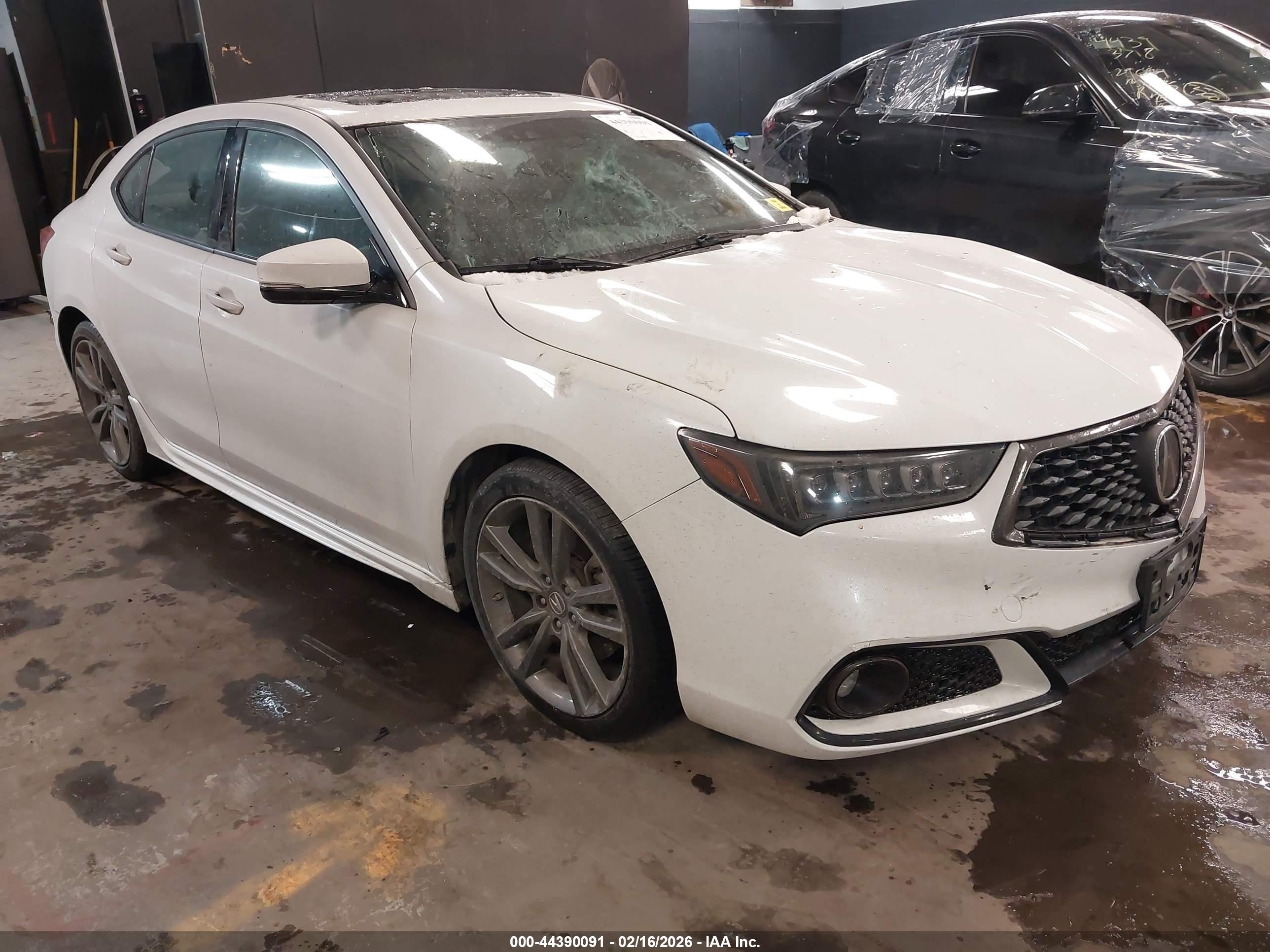 2019 Acura TLX VIN 19UUB1F60KA001936 — IAAI salvage auction photo
