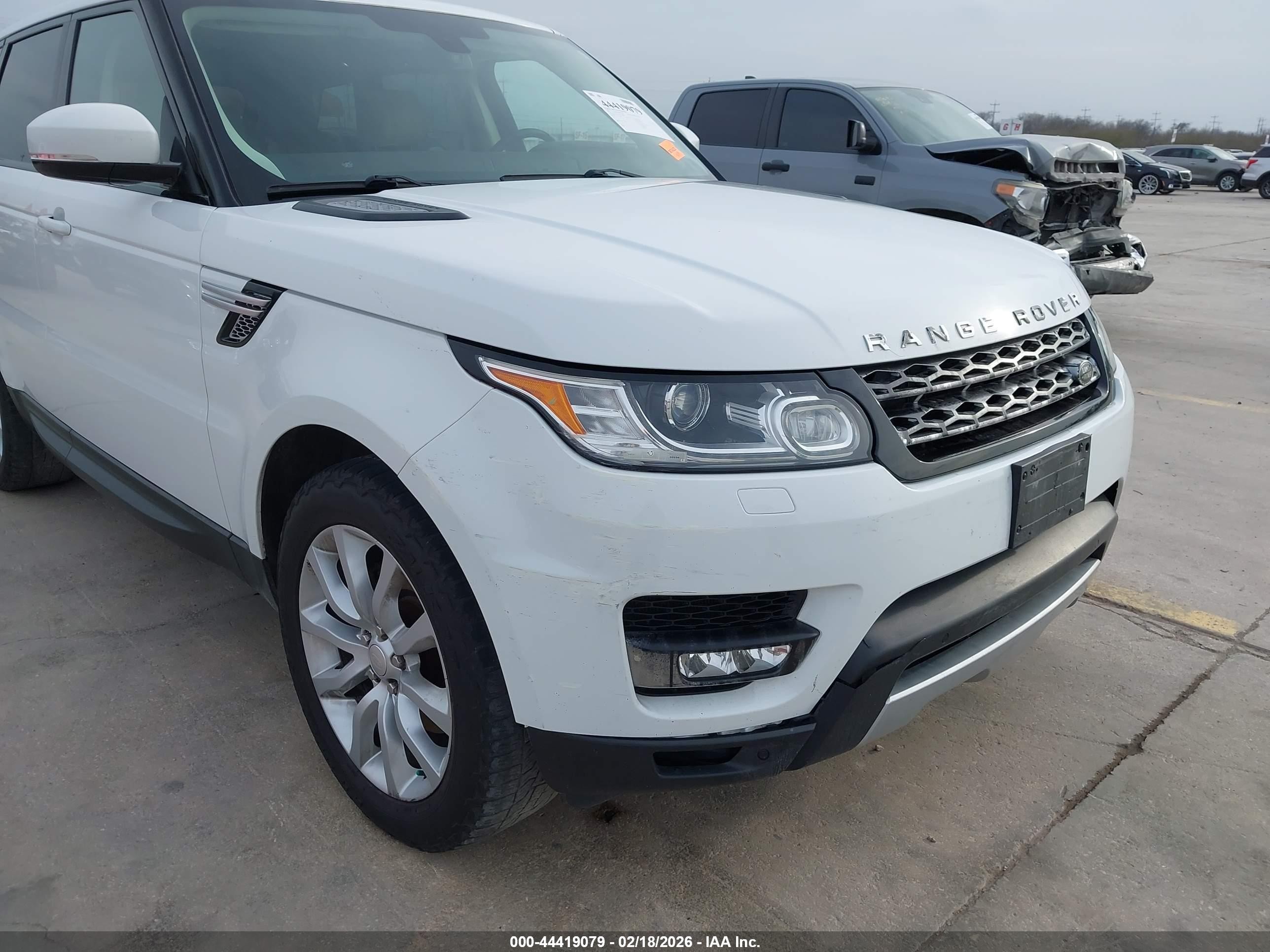 2015 Land rover Range rover sport VIN SALWR2VF9FA516880 IAAI salvage auction — Front End, Wait Title, sold $3,750 on 2026-09-20 (photo 6)