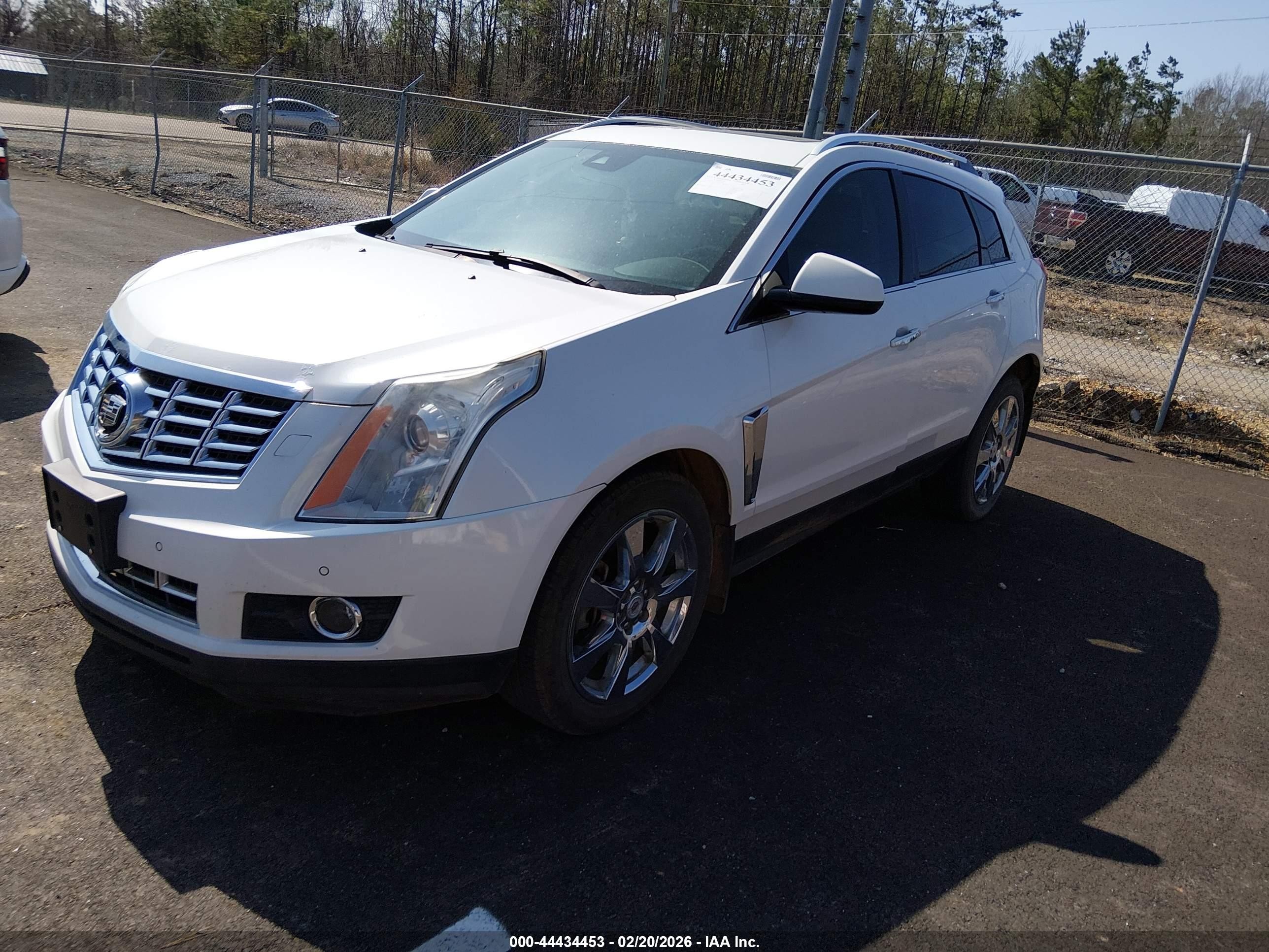 2013 Cadillac SRX VIN 3GYFNEE31DS544267 IAAI salvage auction — Unknown, Salvage (Mississippi), sold $700 on 2026-09-23 (photo 2)