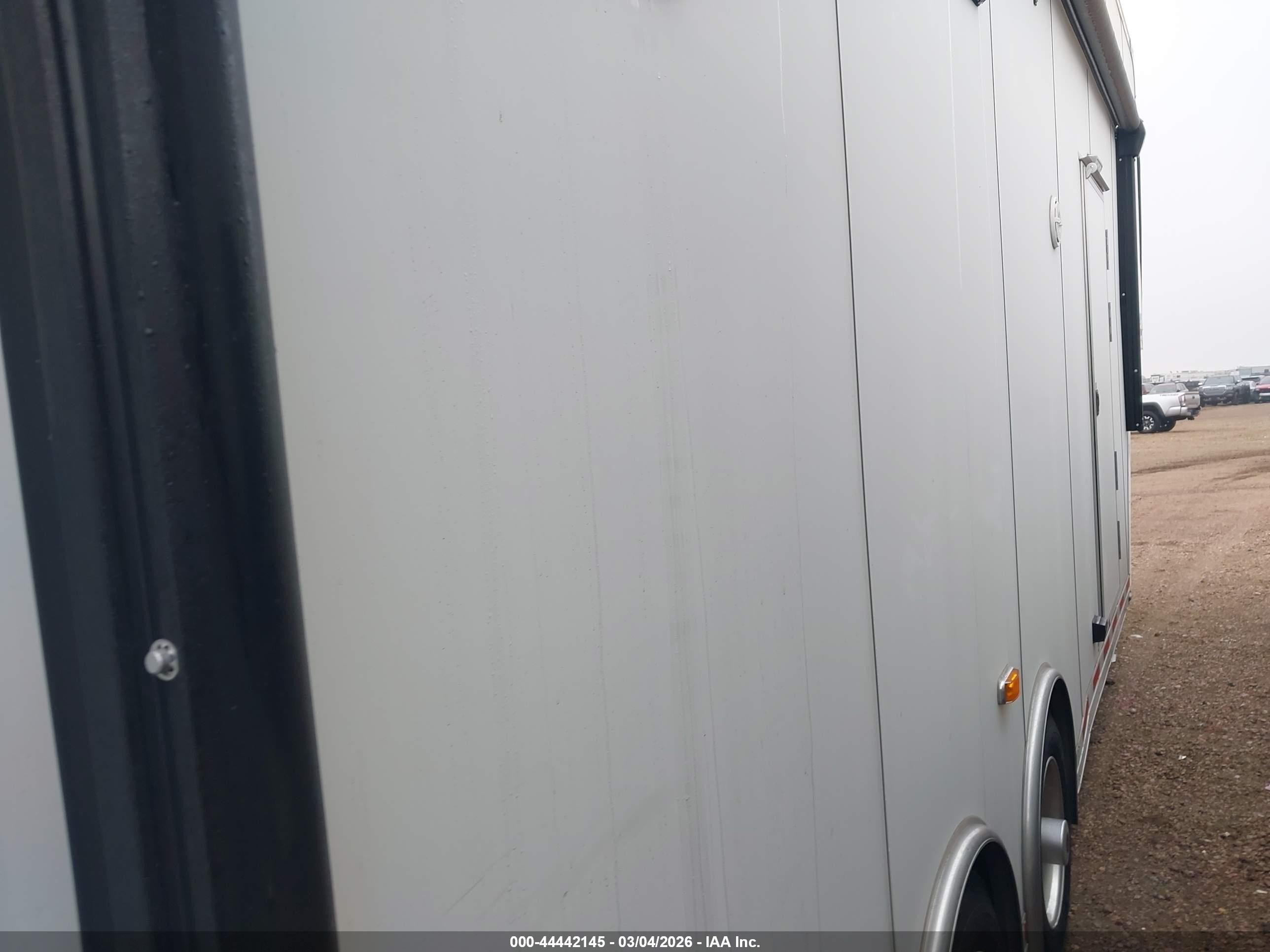 2024 Aluminum Trailer Co Rm900 VIN 5JX1A3038RD232287 IAAI salvage auction — Rollover, Regular (South Dakota), sold $21,550 on 2026-05-19 (photo 5)