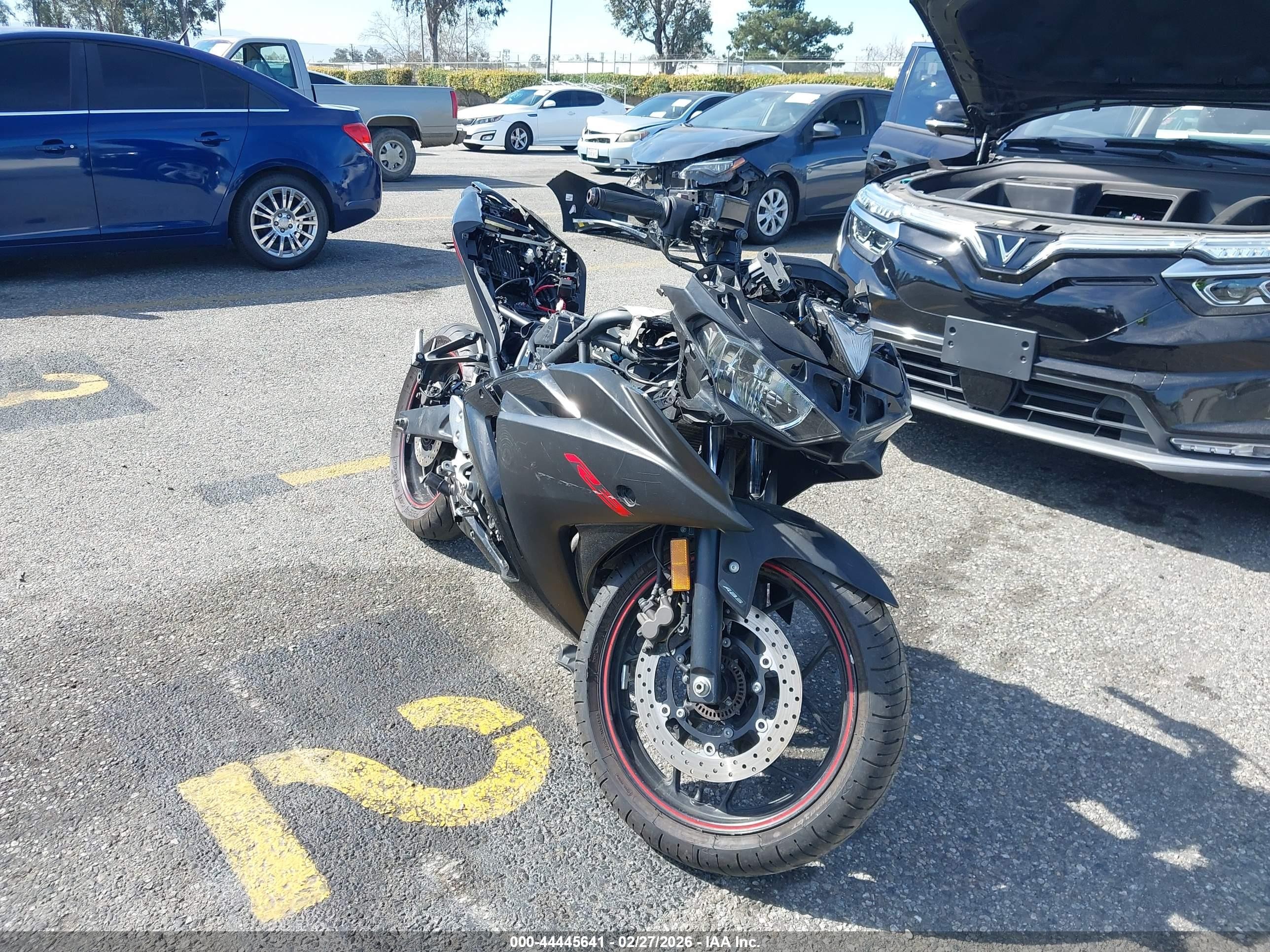 2017 Yamaha YZFR3 VIN MH3RH15Y7HK003564 IAAI salvage auction — Theft, Clear - Dealer Only (California), sold $175 on 2026-07-07 (photo 1)
