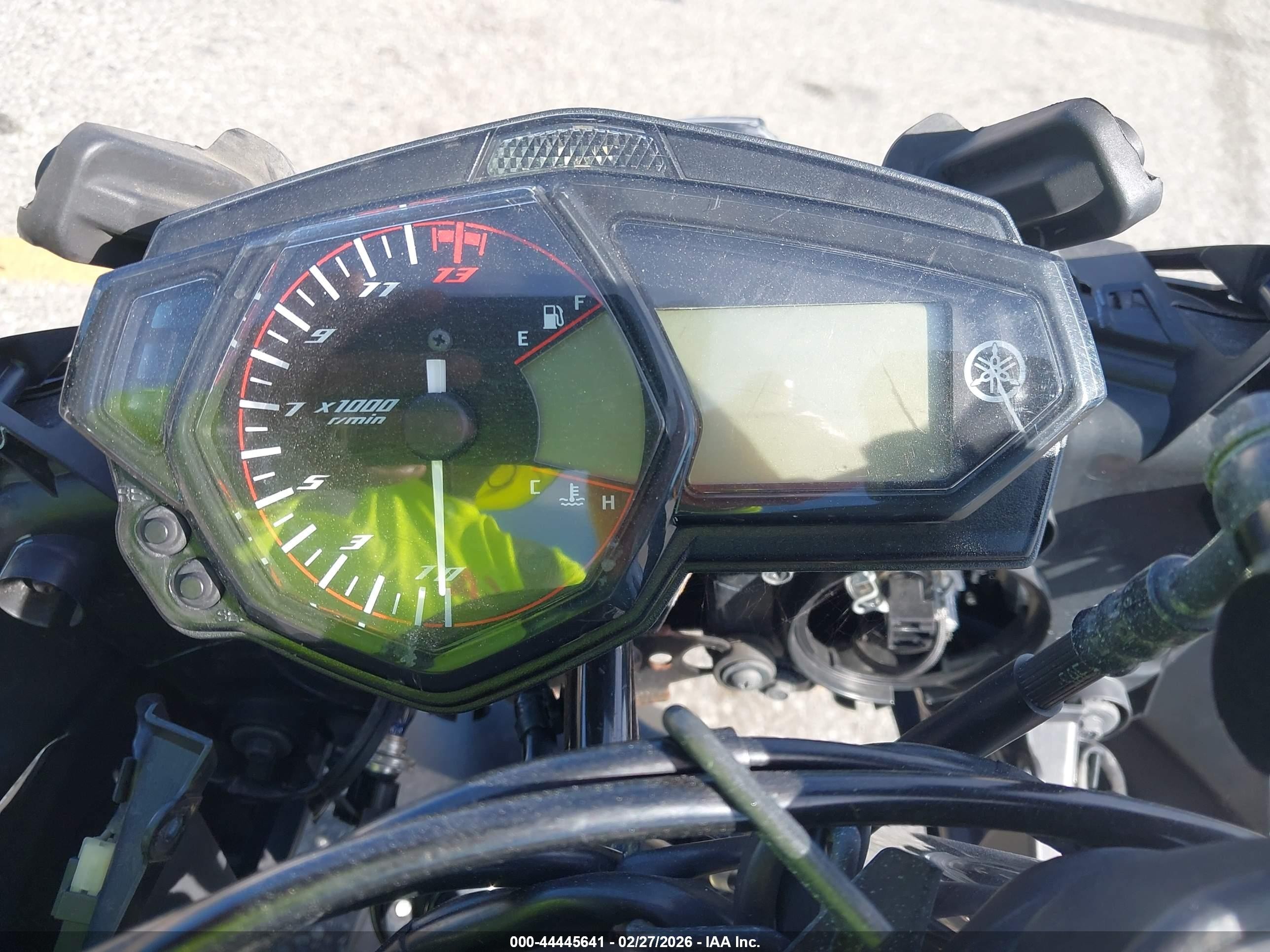 2017 Yamaha YZFR3 VIN MH3RH15Y7HK003564 IAAI salvage auction — Theft, Clear - Dealer Only (California), sold $175 on 2026-07-07 (photo 7)