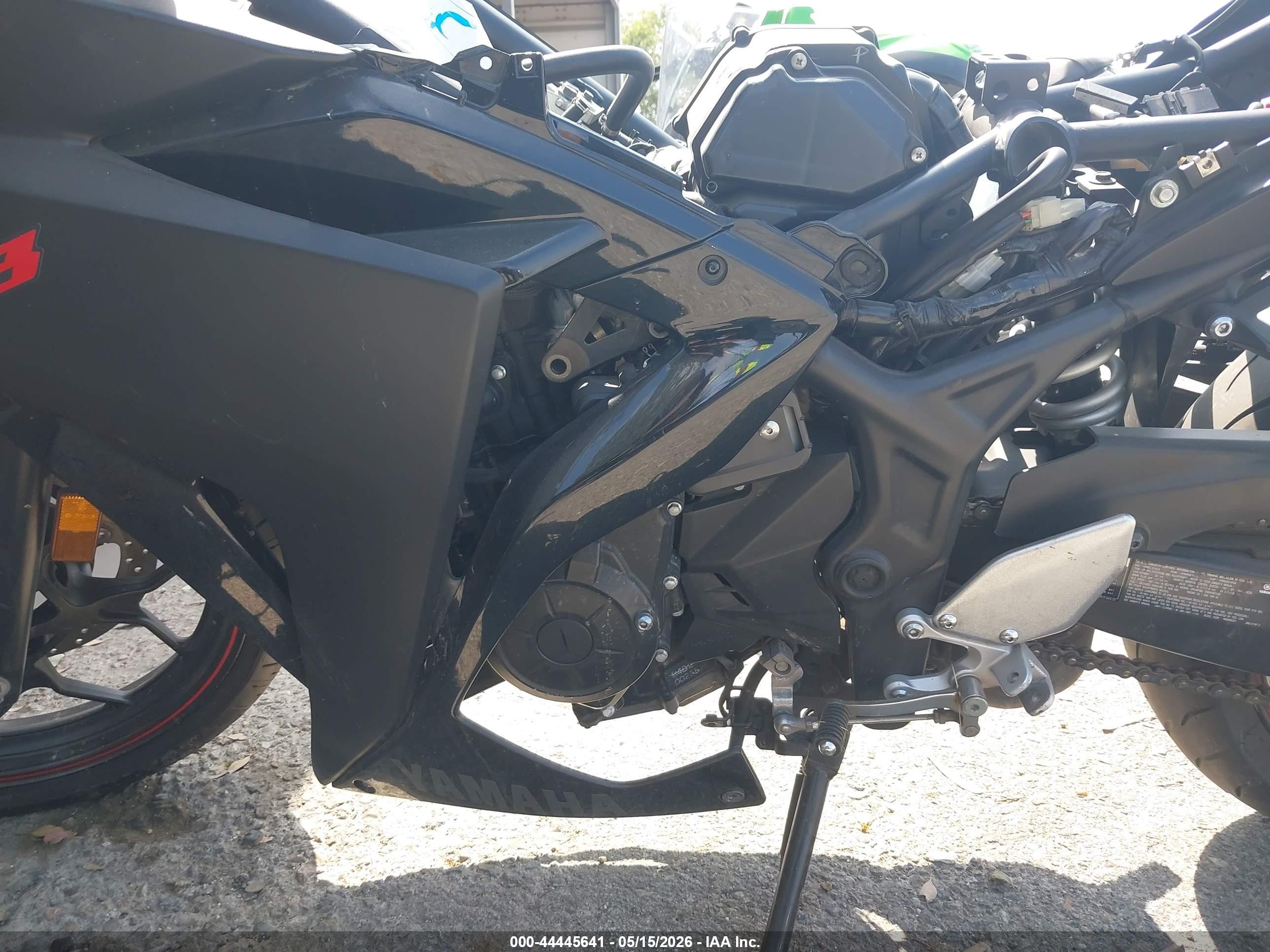 2017 Yamaha YZFR3 VIN MH3RH15Y7HK003564 IAAI salvage auction — Theft, Clear - Dealer Only (California), sold $175 on 2026-07-07 (photo 9)