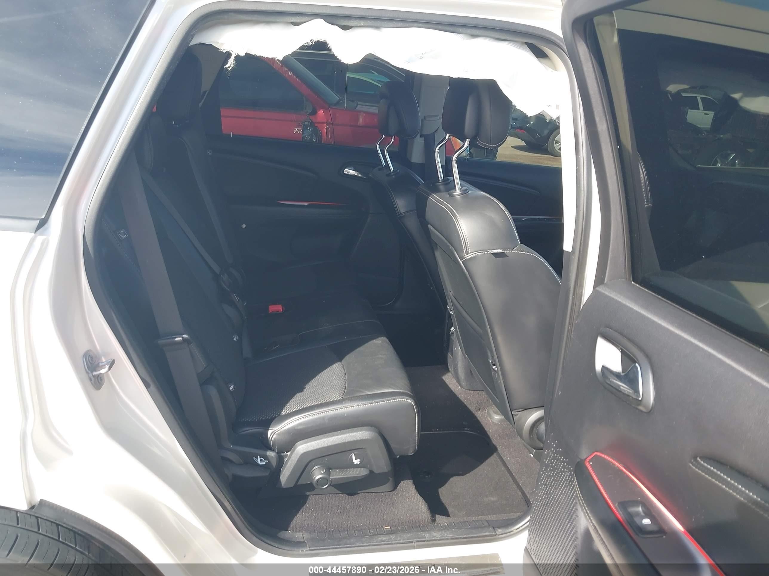 2018 Dodge Journey VIN 3C4PDCGGXJT475943 IAAI salvage auction — Unknown, Salvage (Arizona), sold $1,525 on 2026-07-09 (photo 8)