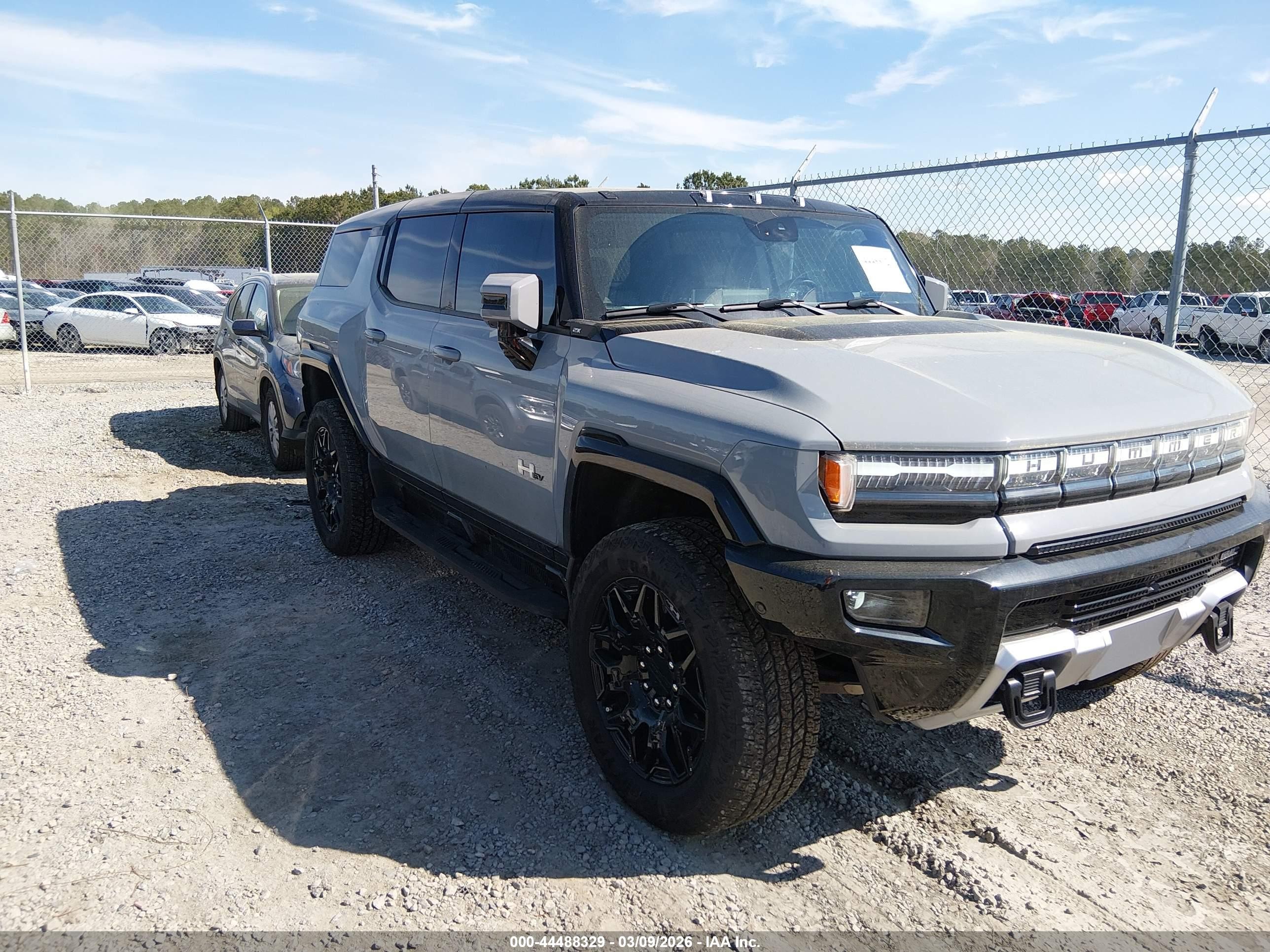 2024 GMC Hummer EV VIN 1GKB0NDE6RU114588 — IAAI salvage auction photo