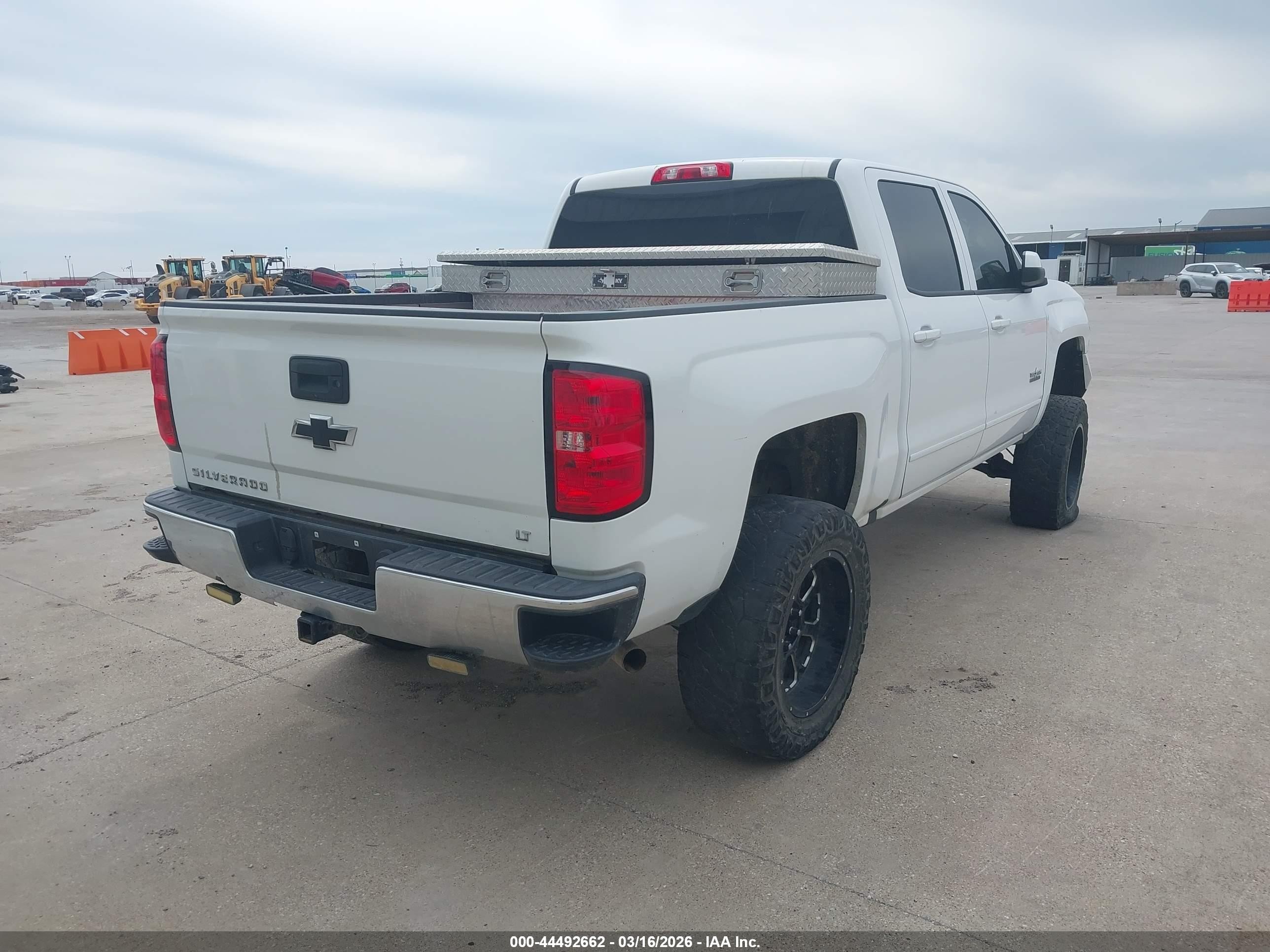 2018 Chevrolet Silverado 1500 VIN 3GCPCREC4JG360205 IAAI salvage auction — Front End, Original (Texas), sold $8,625 on 2026-06-27 (photo 4)