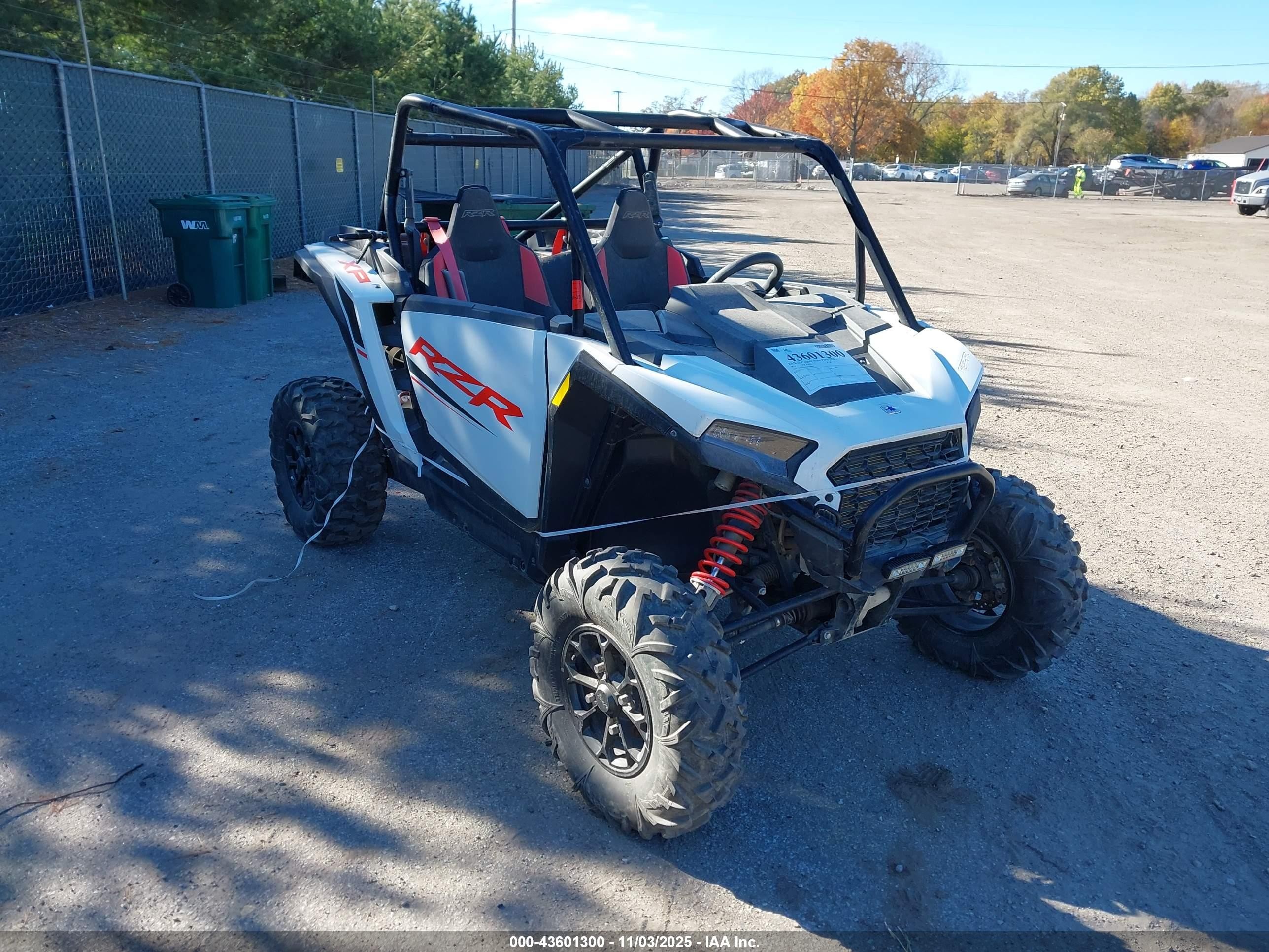 2024 Polaris RZR VIN 3NSNEE992RF298649 IAAI salvage auction — Suspension, Salvage (Indiana), sold $3,650 on 2025-11-11 (photo 1)