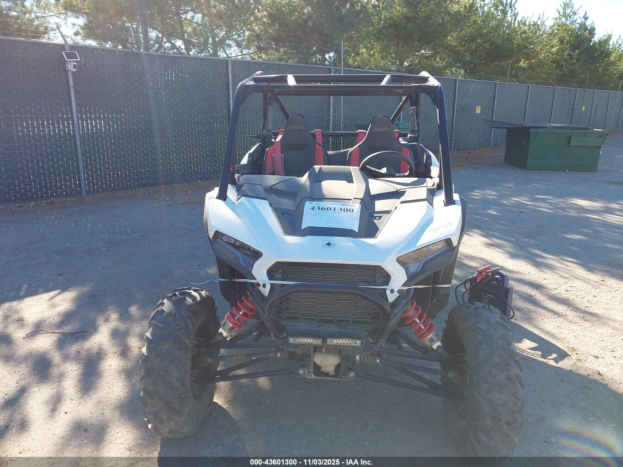 2024 Polaris RZR VIN 3NSNEE992RF298649 IAAI salvage auction — Suspension, Salvage (Indiana), sold $3,650 on 2025-11-11 (photo 5)
