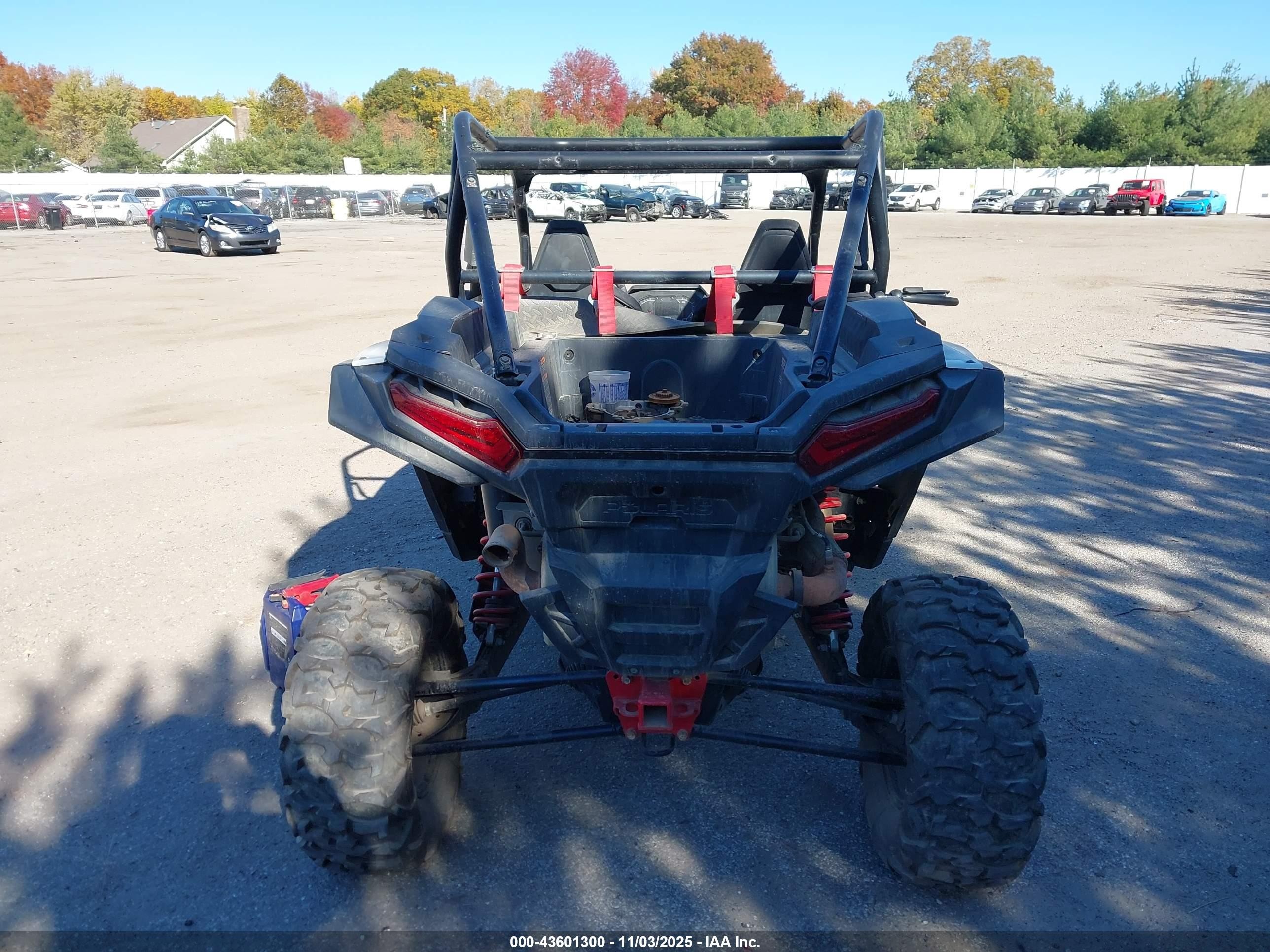 2024 Polaris RZR VIN 3NSNEE992RF298649 IAAI salvage auction — Suspension, Salvage (Indiana), sold $3,650 on 2025-11-11 (photo 6)
