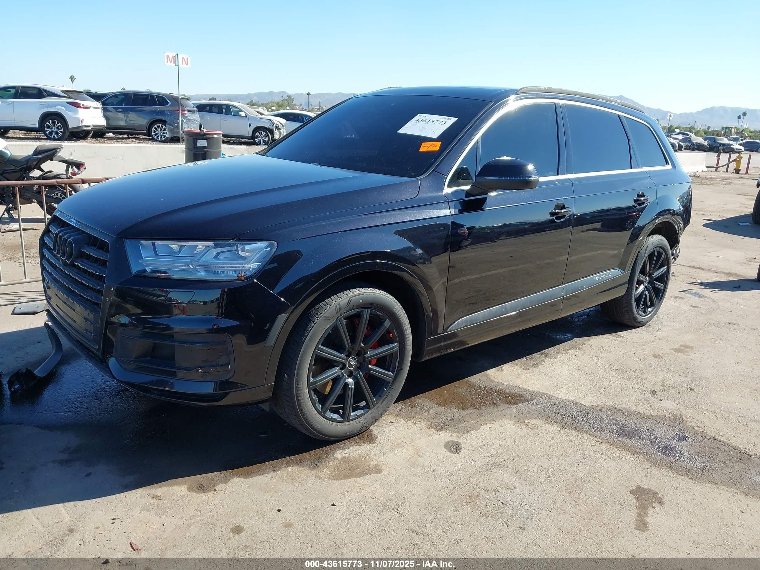 2017 Audi Q7 VIN WA1LAAF7XHD018833 IAAI salvage auction — Rear End, Salvage (Arizona), sold $3,700 on 2026-07-07 (photo 2)