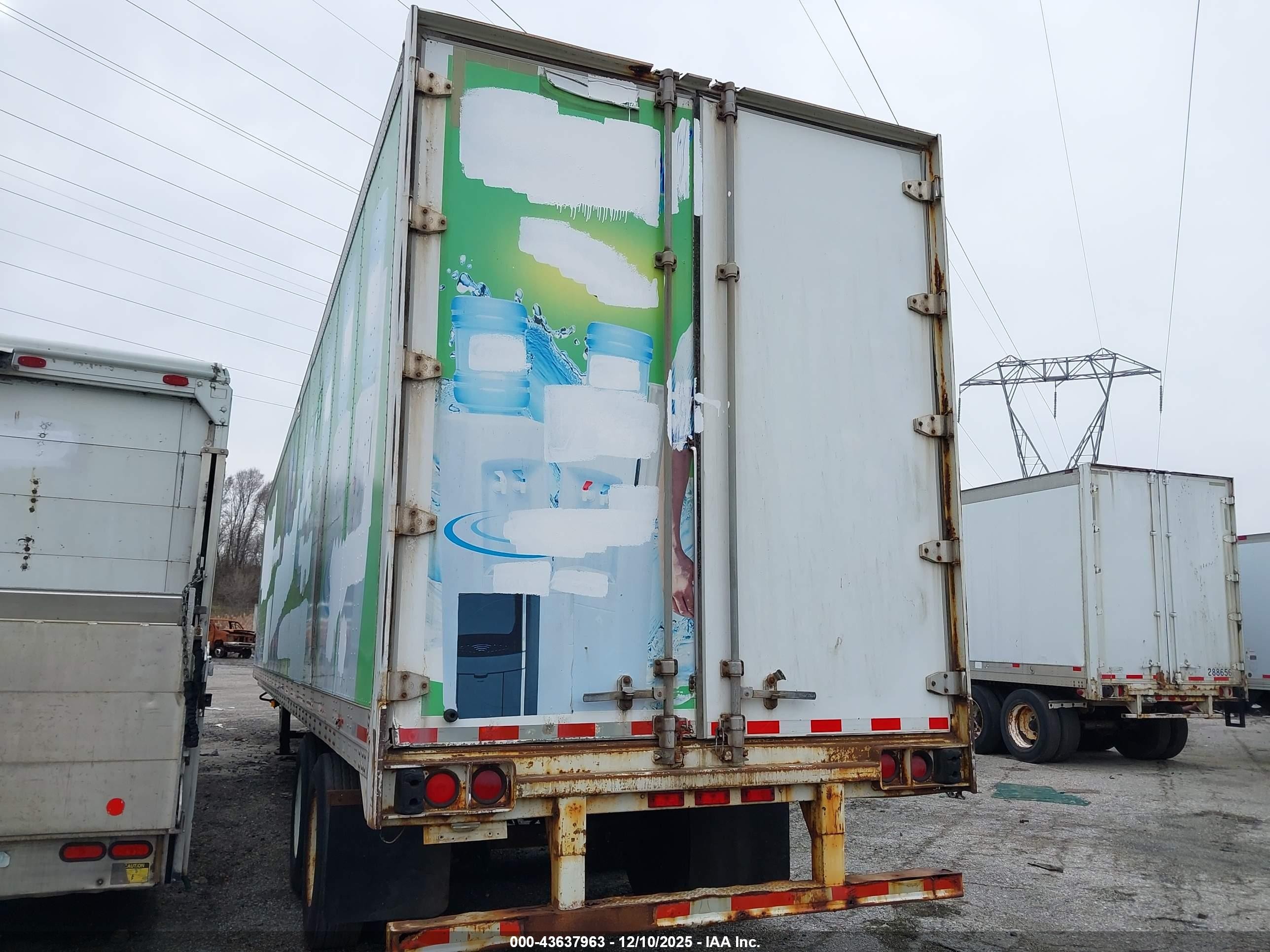 1996 Great Dane Trailers Unknown VIN 1GRAA9628TB213209 IAAI salvage auction — Normal Wear, Clear (Pennsylvania), sold $25 on 2026-09-11 (photo 3)
