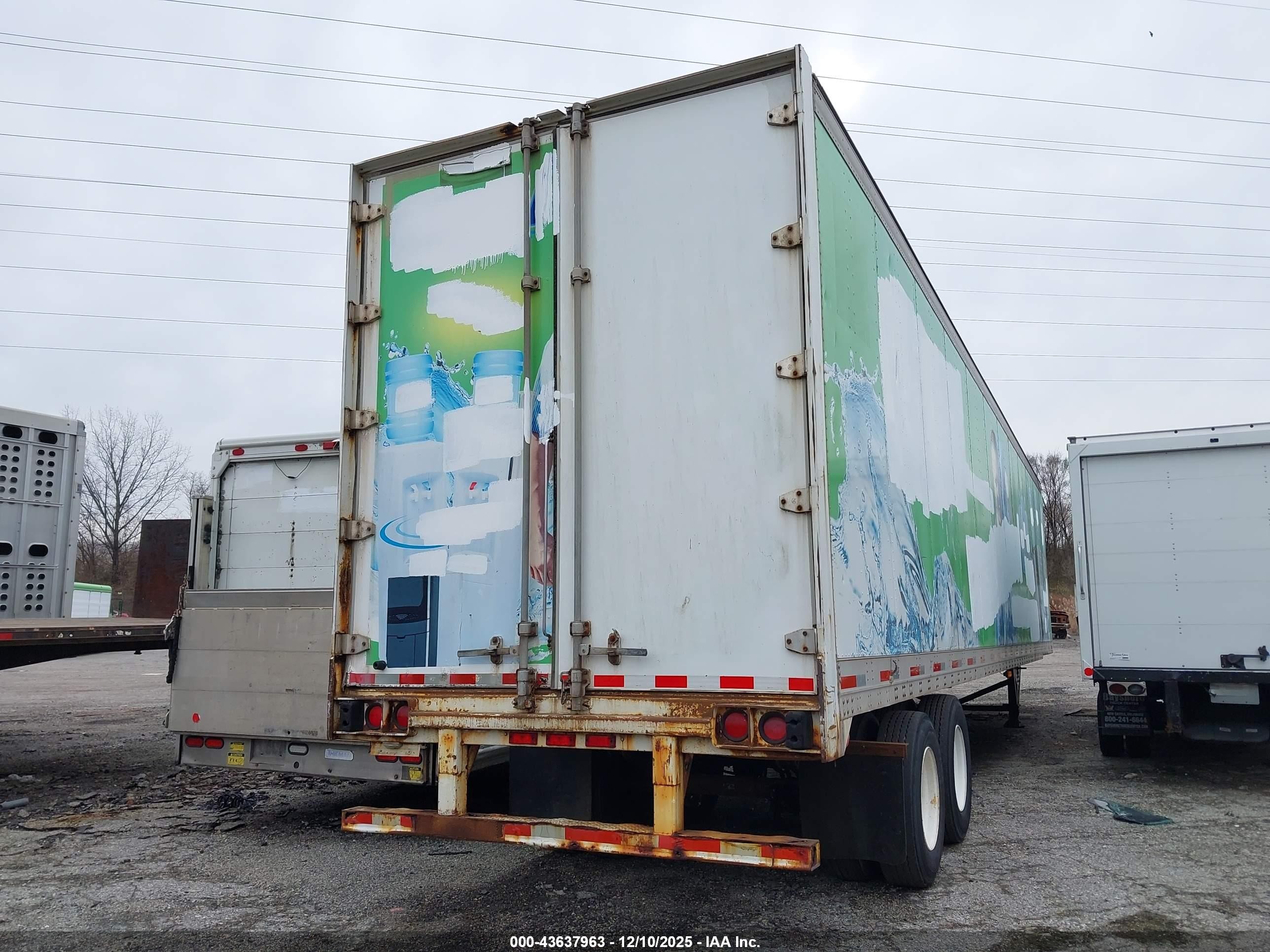 1996 Great Dane Trailers Unknown VIN 1GRAA9628TB213209 IAAI salvage auction — Normal Wear, Clear (Pennsylvania), sold $25 on 2026-09-11 (photo 4)