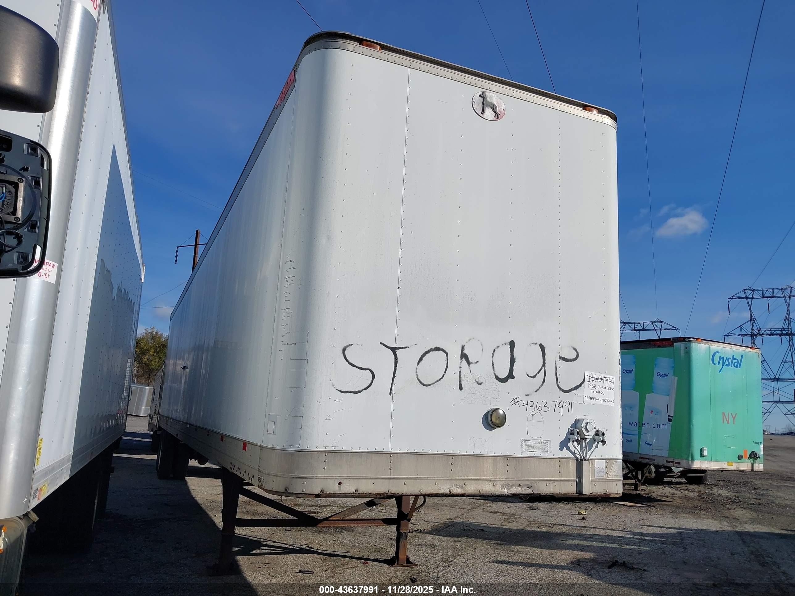 1988 Great Dane Trailers Great Dane Trailers VIN 1GRAA9621JS090625 IAAI salvage auction — Side, Clear (Indiana), sold $25 on 2026-09-11 (photo 1)