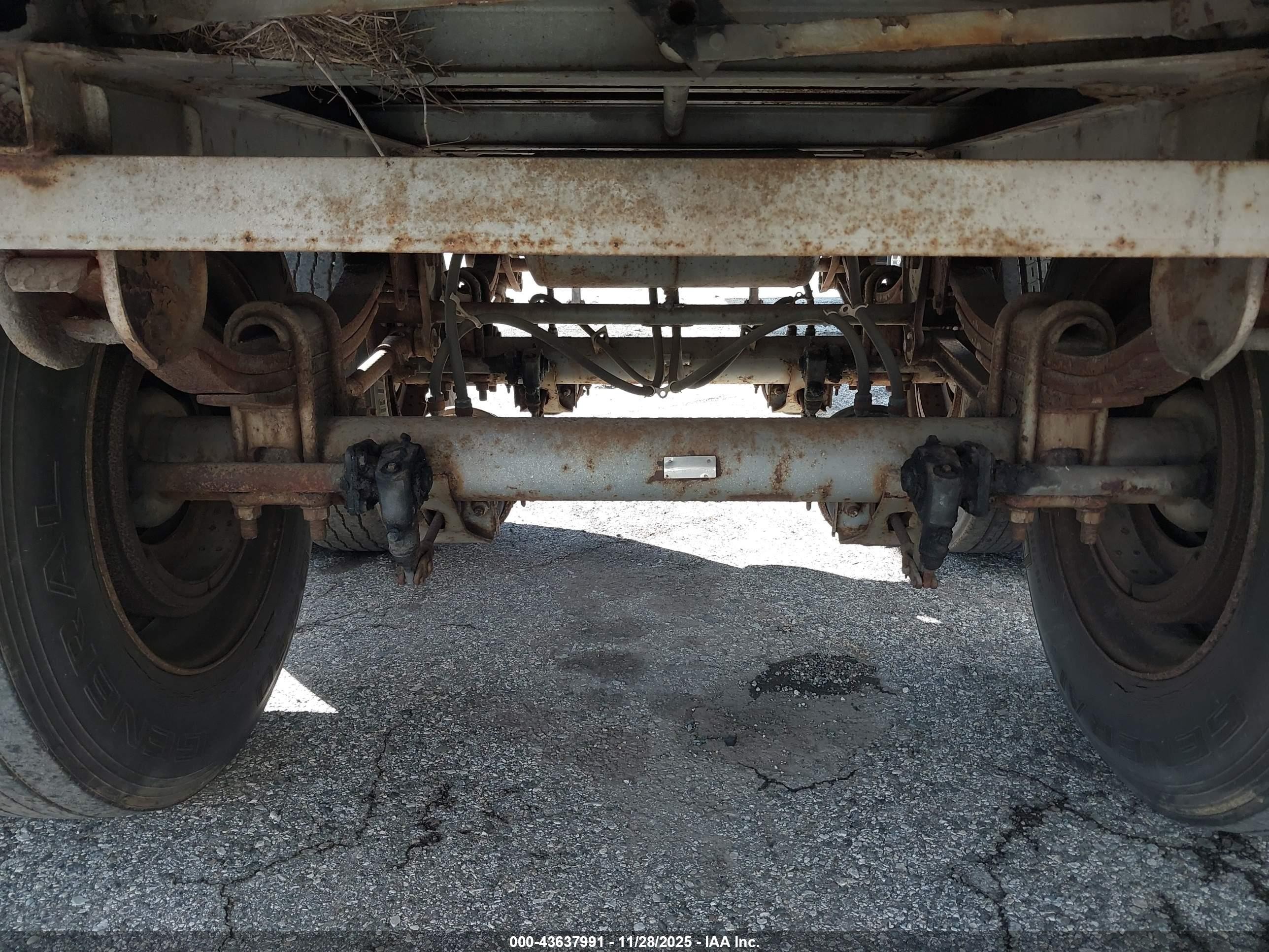 1988 Great Dane Trailers Great Dane Trailers VIN 1GRAA9621JS090625 IAAI salvage auction — Side, Clear (Indiana), sold $25 on 2026-09-11 (photo 7)