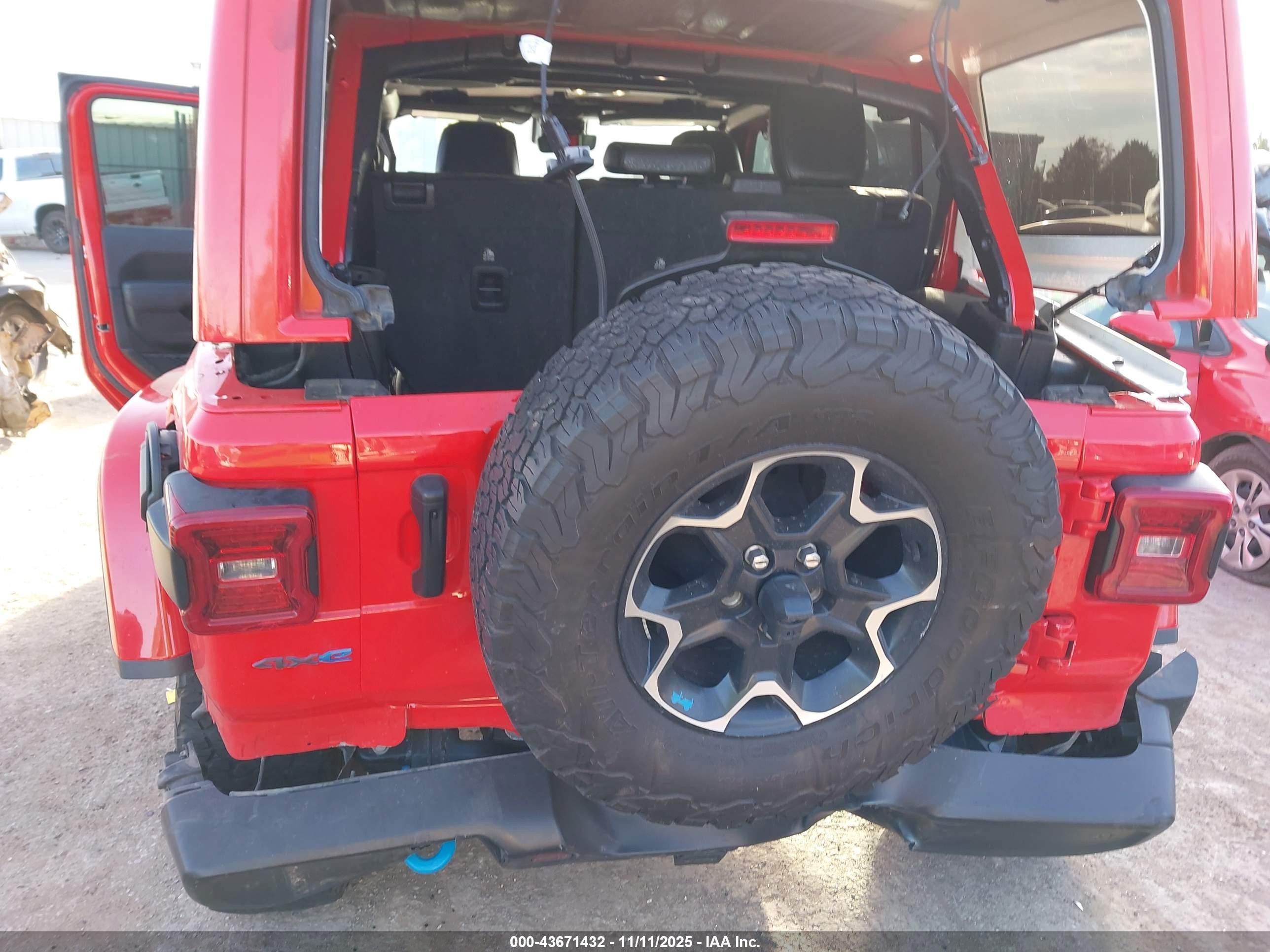 2022 Jeep Wrangler / VIN 1C4JJXR67NW188702 IAAI salvage auction — Rear End, Clear (Oklahoma), sold $14,775 on 2026-09-02 (photo 6)