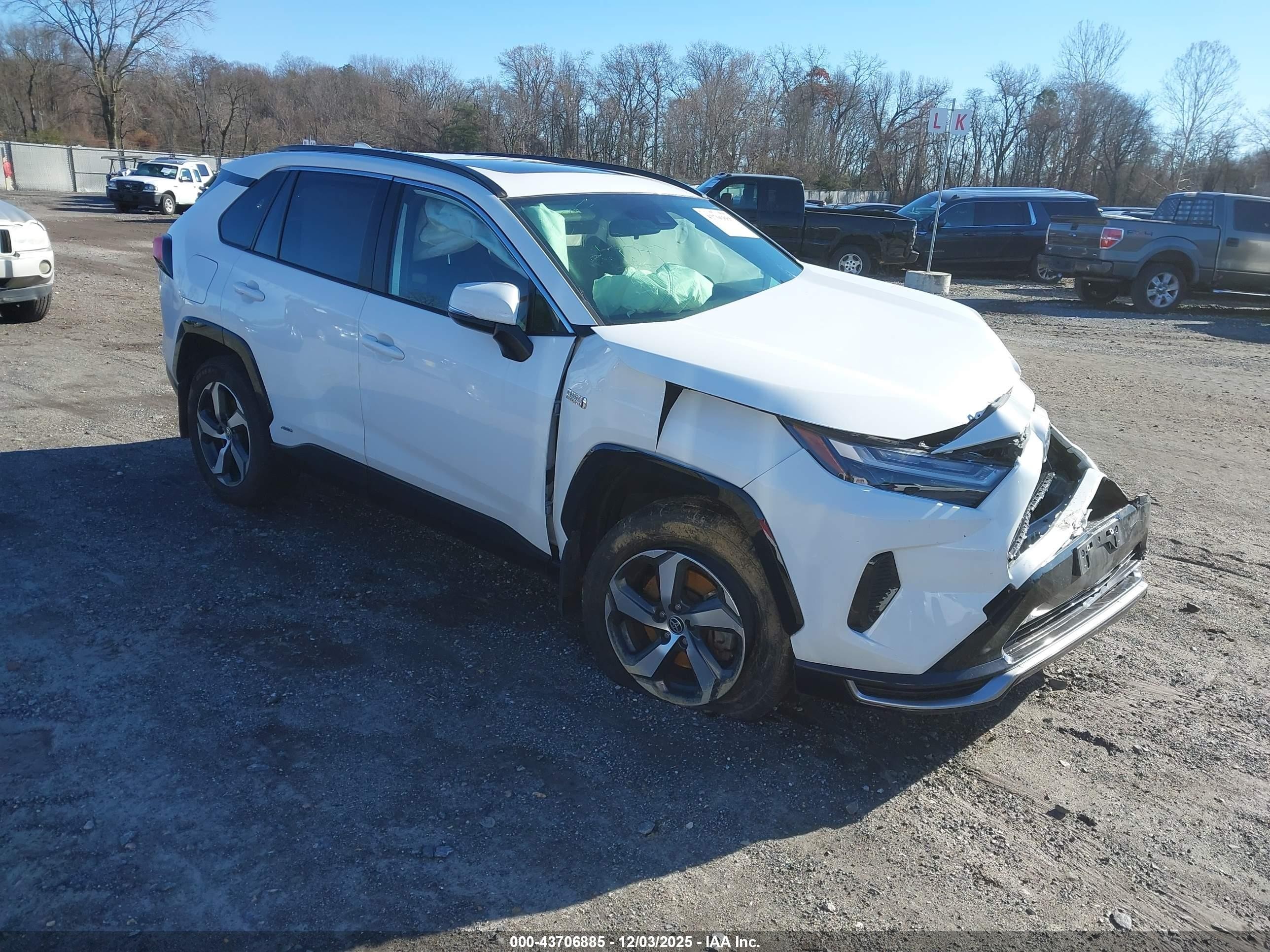 2023 Toyota RAV4 Prime VIN JTMAB3FV0PD138496 — IAAI salvage auction photo