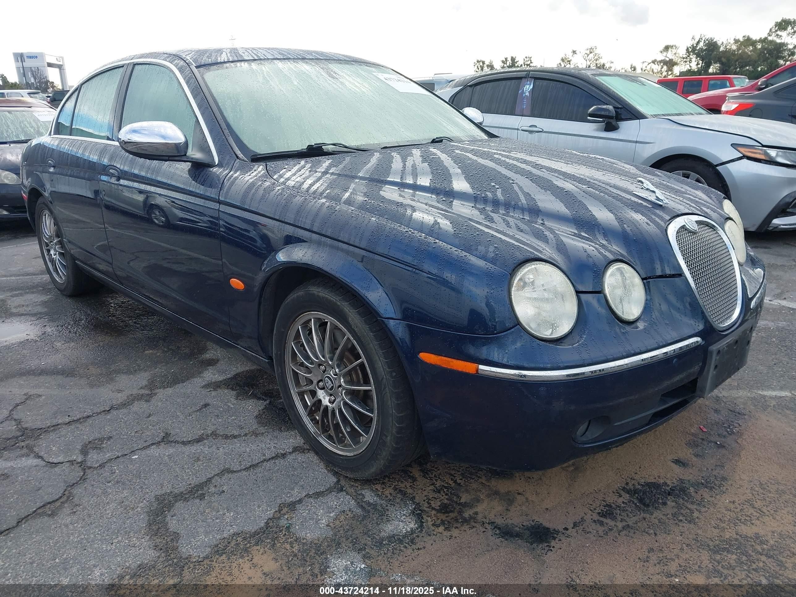 2007 Jaguar S type VIN SAJWA01A97FN73857 IAAI salvage auction — Repossession, Clear - Dealer Only (California), sold $2,350 on 2026-06-10 (photo 1)