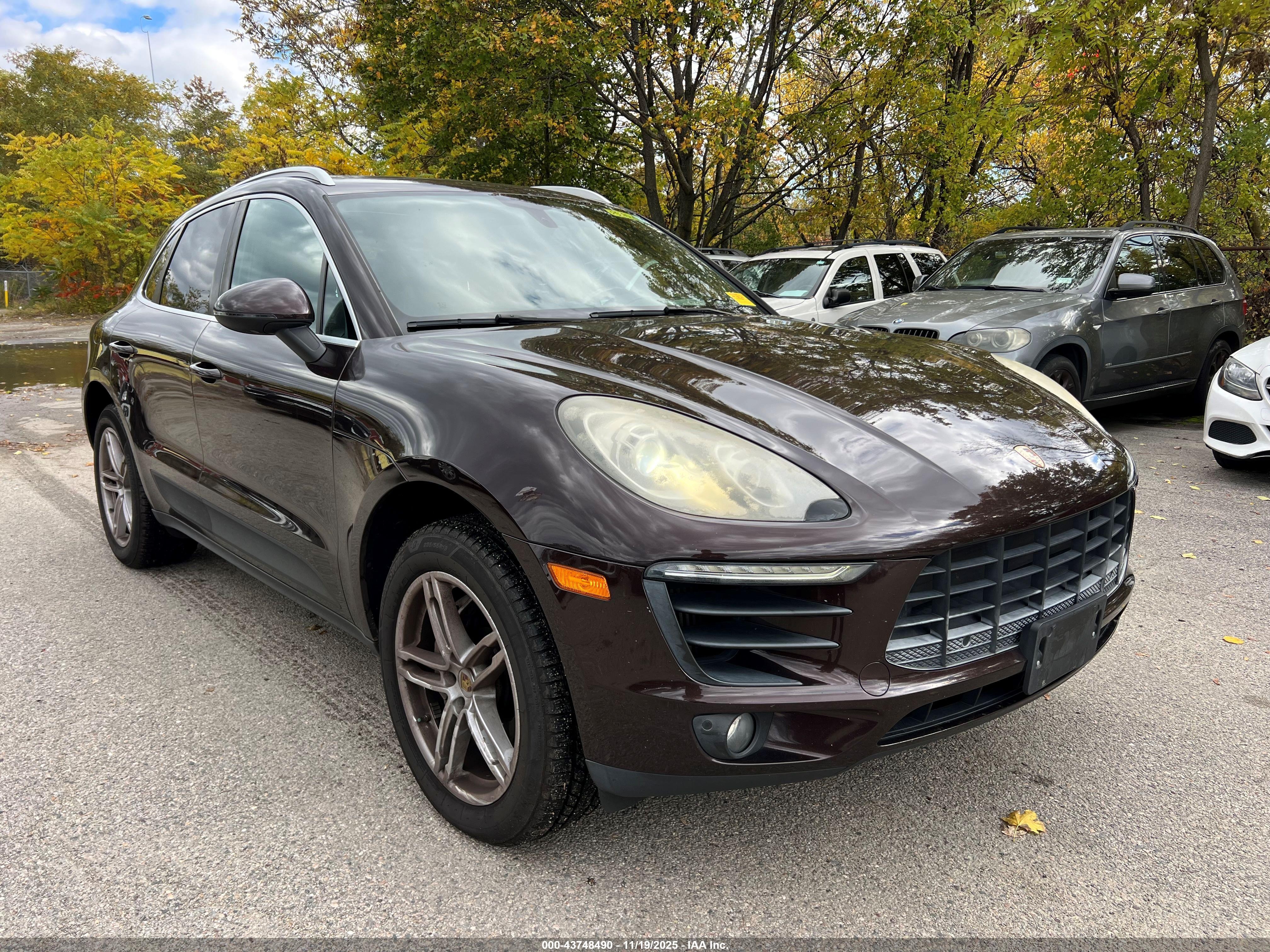 2015 Porsche Macan VIN WP1AB2A52FLB66269 IAAI salvage auction — Normal Wear, Clear (New Jersey), sold $7,450 on 2025-12-17 (photo 1)