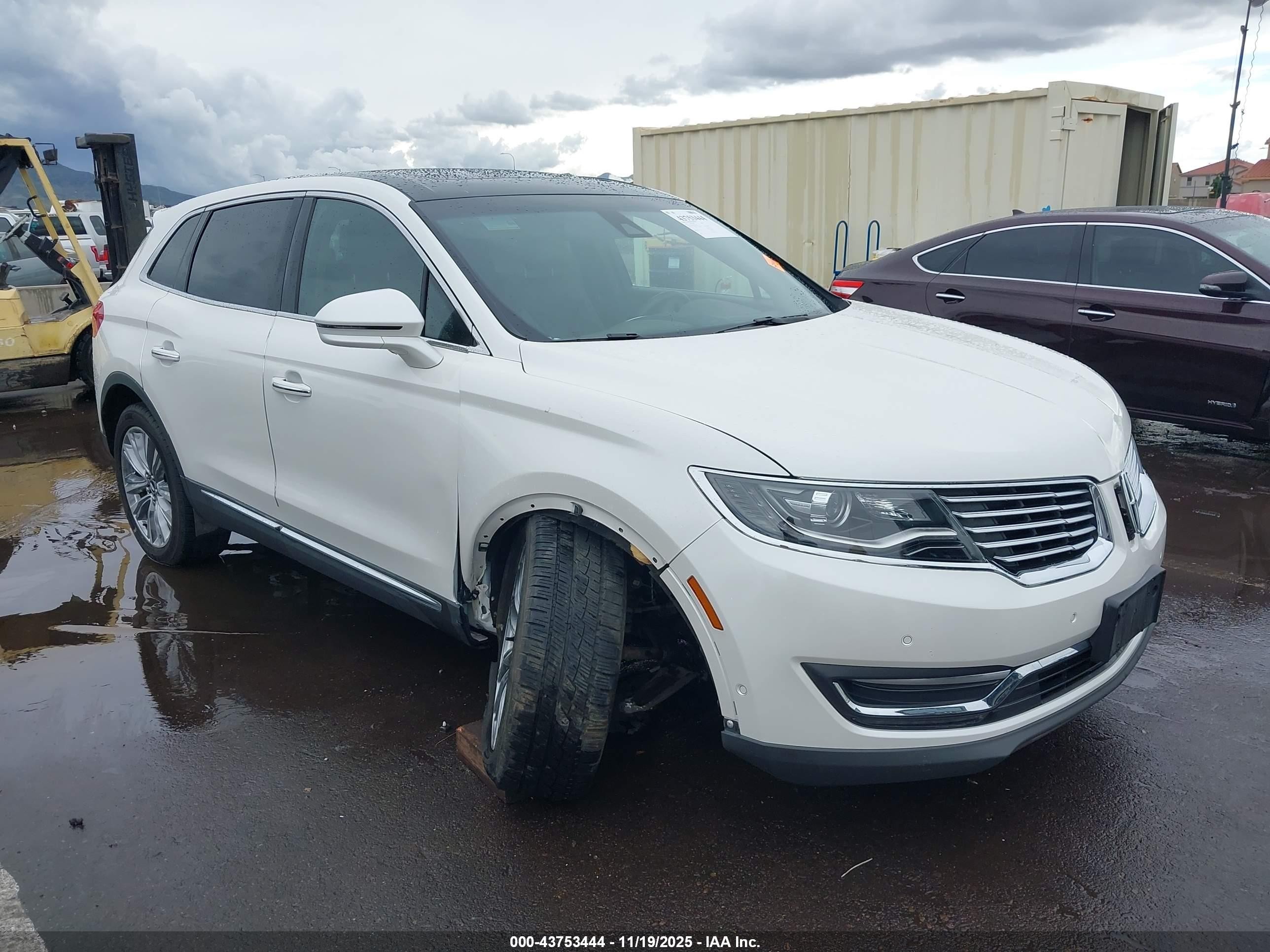 2016 Lincoln Mkx VIN 2LMTJ8LP3GBL22268 IAAI salvage auction — Unknown, Salvage (Arizona), sold $2,750 on 2026-09-10 (photo 1)